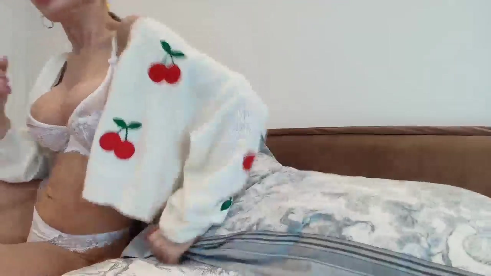 Gallery image thumbnail from Anayys's myfreecams stream on, 12/10/2025, 08:01 image 4 of 20