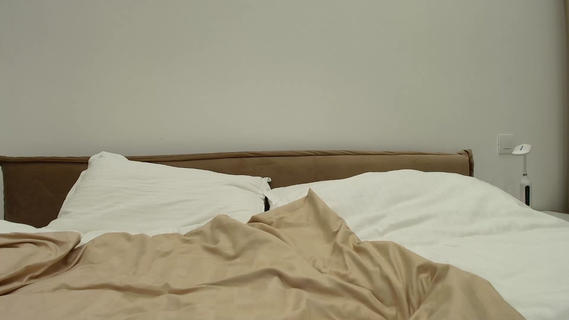 Gallery image thumbnail from Anayys's myfreecams stream on, 12/27/2025, 24:01 image 3 of 20