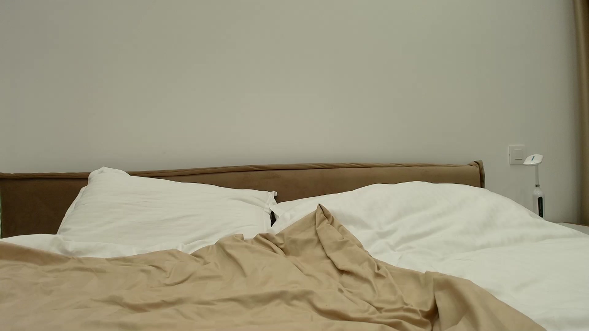 Gallery image thumbnail from Anayys's myfreecams stream on, 12/27/2025, 24:01 image 9 of 20