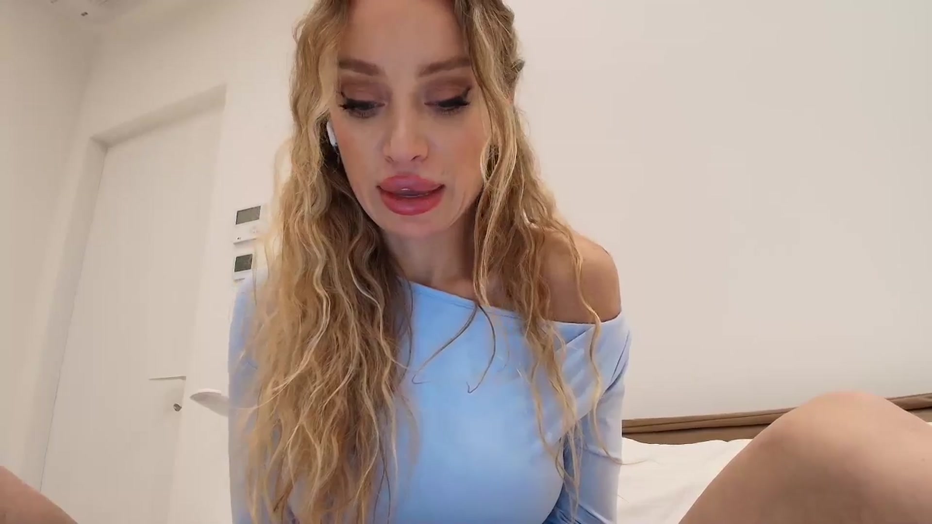 Gallery image thumbnail from Anayys's myfreecams stream on, 01/07/2026, 21:00 image 13 of 20