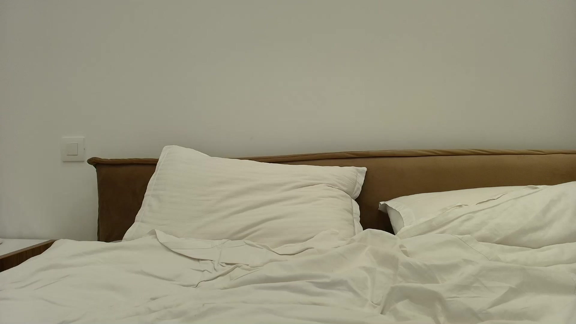 Gallery image thumbnail from Anayys's myfreecams stream on, 01/08/2026, 24:01 image 9 of 20