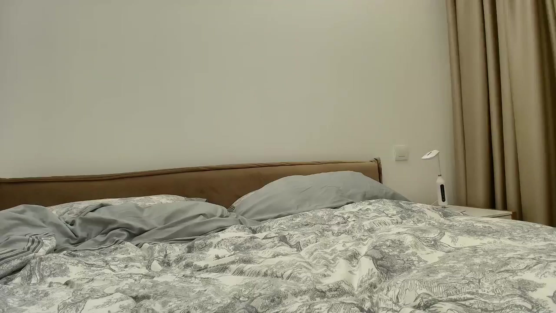 Gallery image thumbnail from Anayys's myfreecams stream on, 01/13/2026, 24:46 image 8 of 20