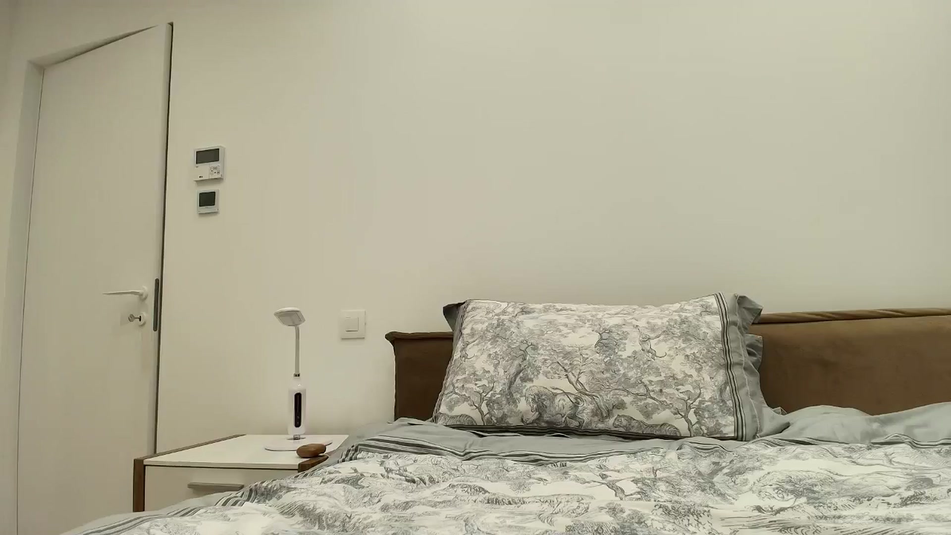 Gallery image thumbnail from Anayys's myfreecams stream on, 01/15/2026, 19:41 image 3 of 20