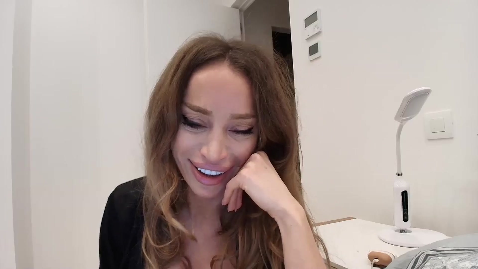 Gallery image thumbnail from Anayys's myfreecams stream on, 01/30/2026, 15:00 image 19 of 20