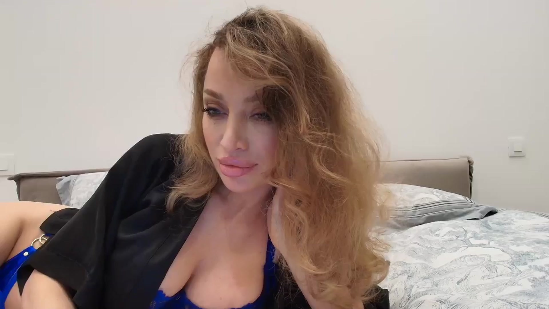 Gallery image thumbnail from Anayys's myfreecams stream on, 02/02/2026, 22:29 image 16 of 20
