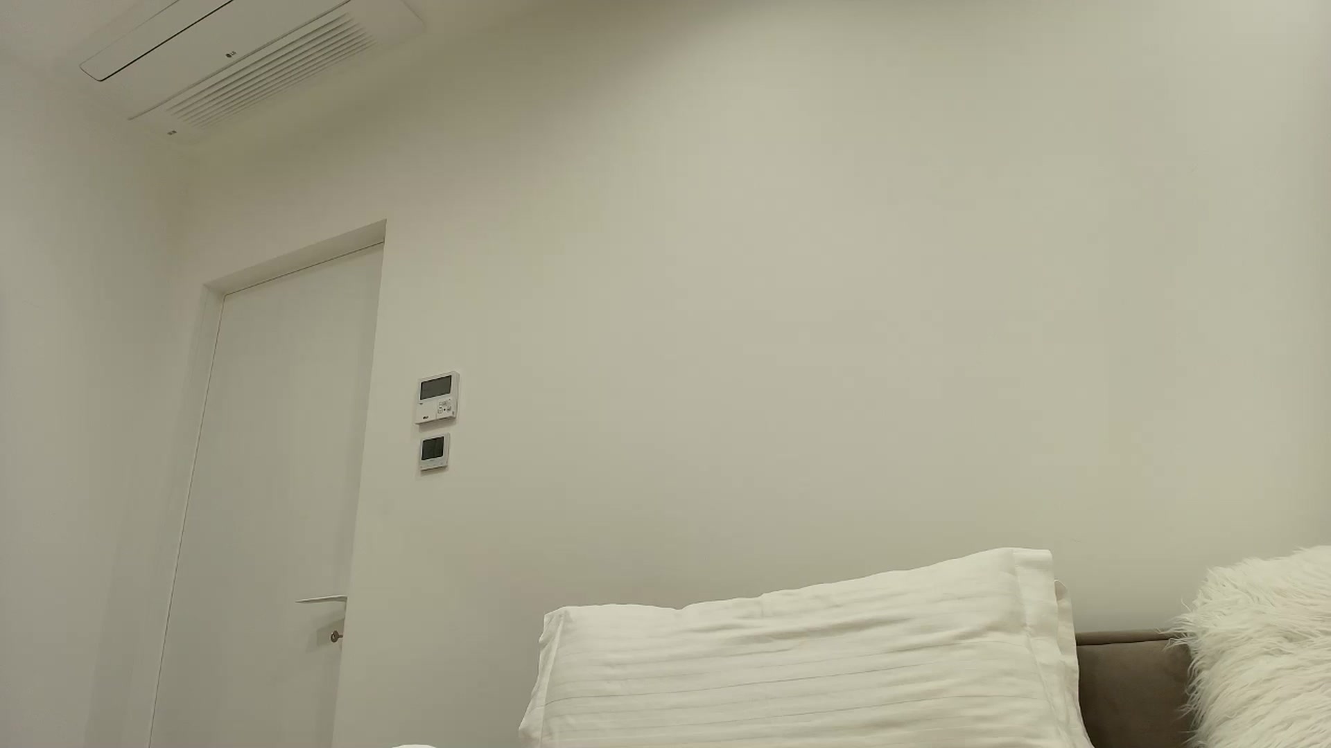 Gallery image thumbnail from Anayys's myfreecams stream on, 02/25/2026, 18:49 image 19 of 20