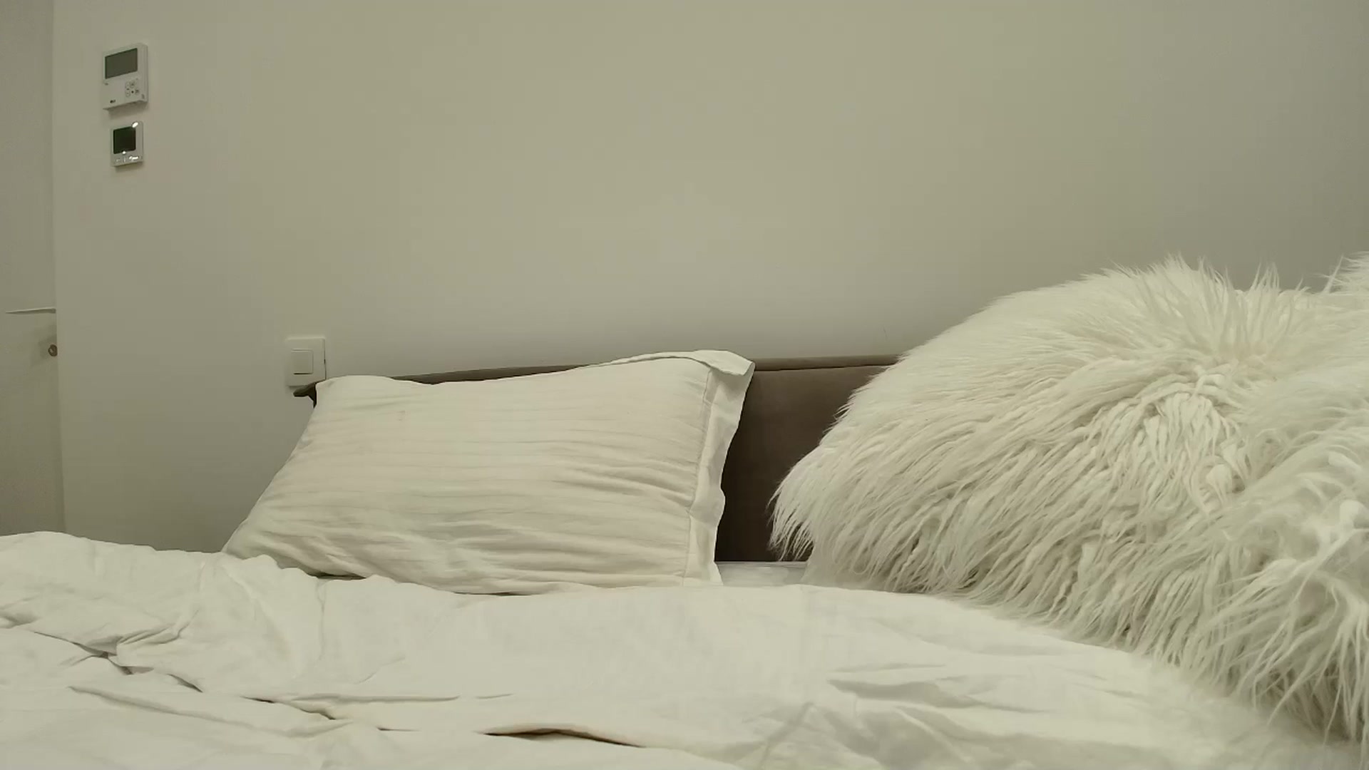 Gallery image thumbnail from Anayys's myfreecams stream on, 02/28/2026, 17:53 image 10 of 20