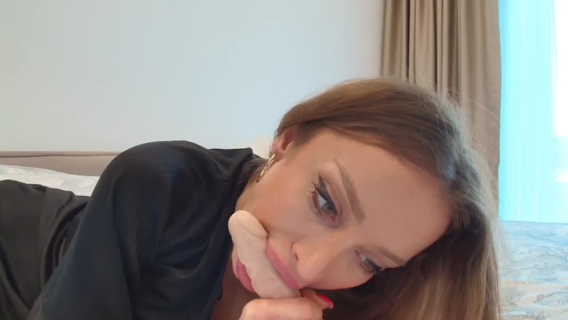 Gallery image thumbnail from Anayys's myfreecams stream on, 03/02/2026, 09:11 image 12 of 20