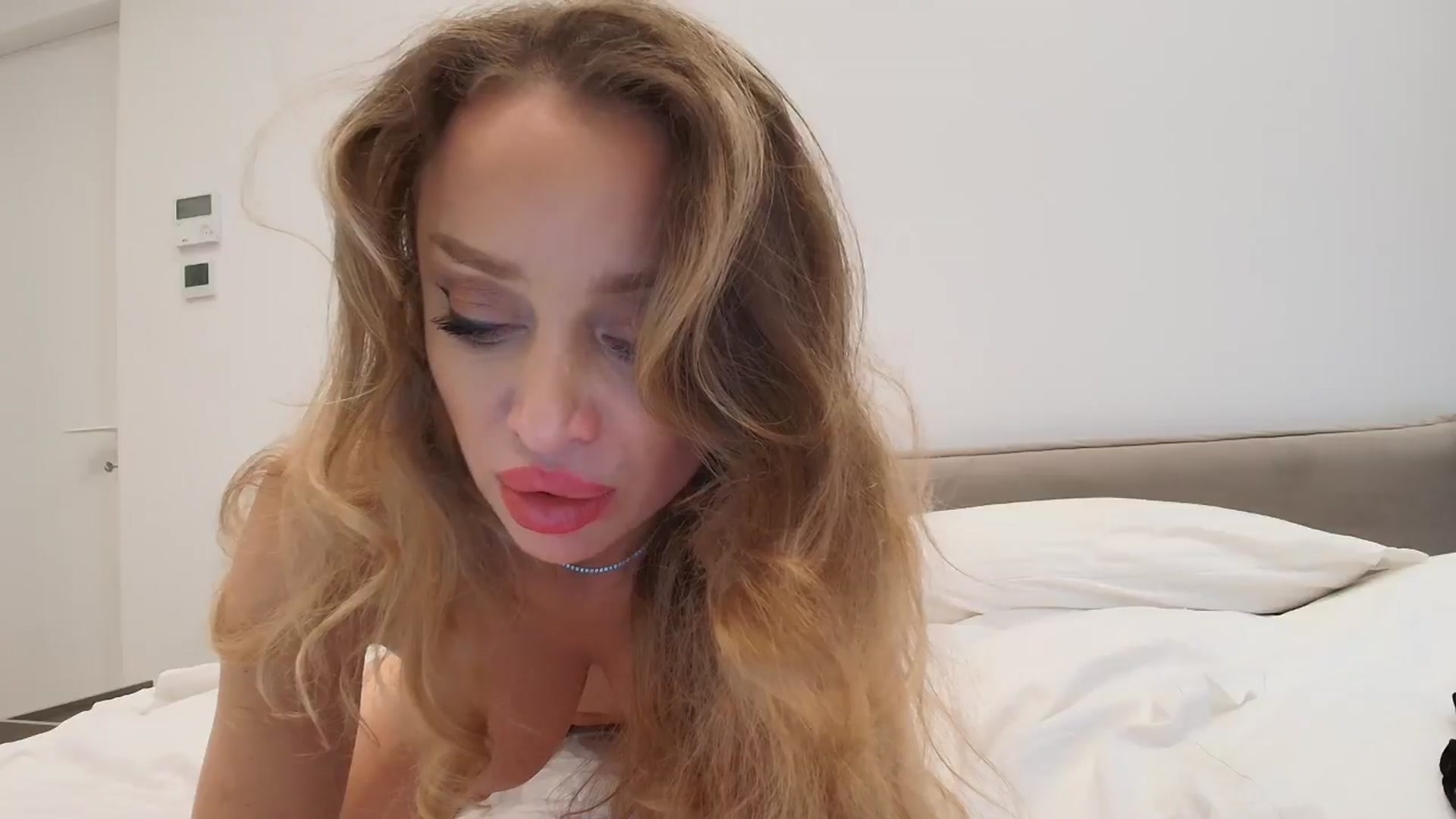 Gallery image thumbnail from Anayys's myfreecams stream on, 03/20/2026, 15:58 image 16 of 20