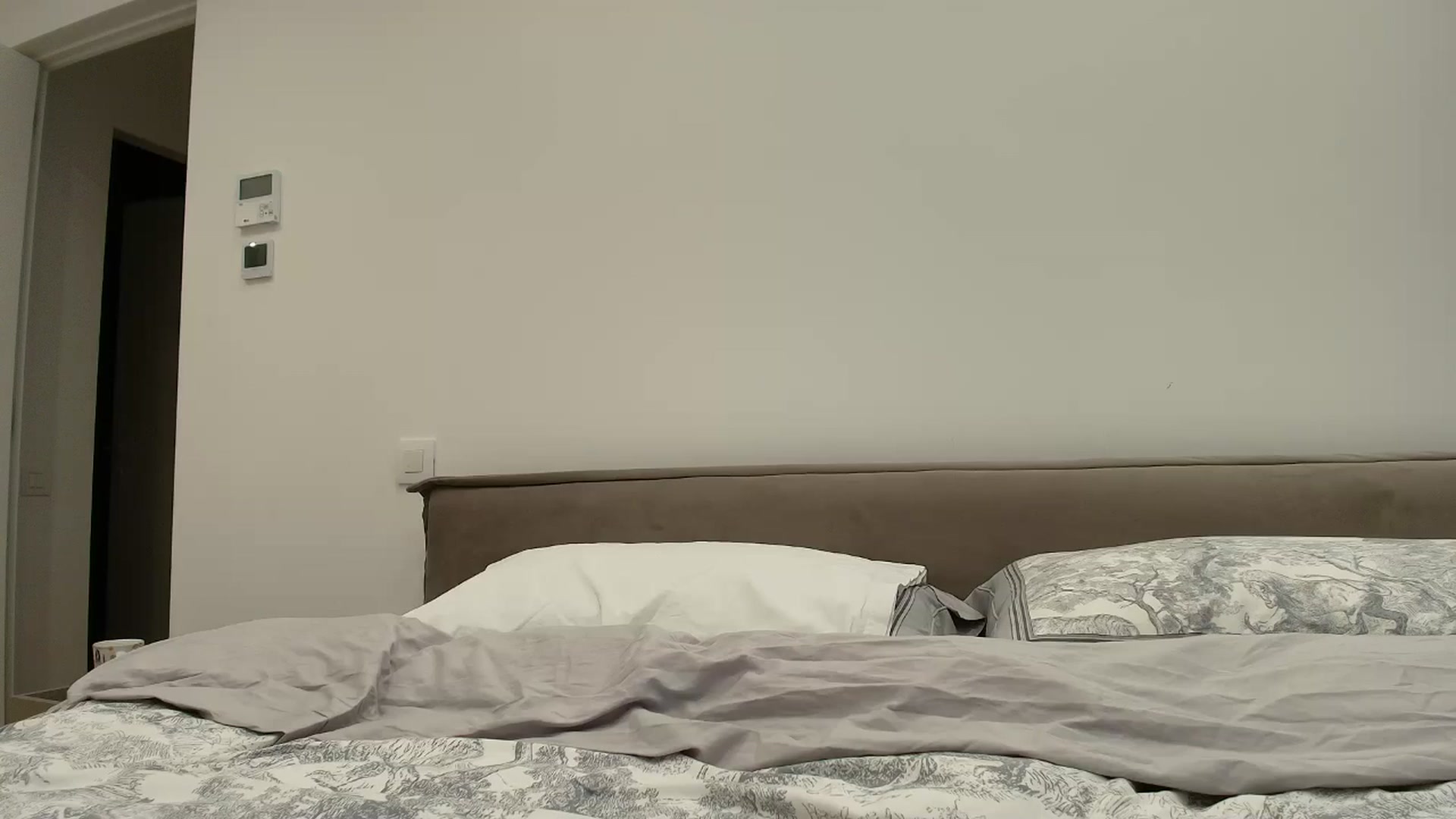 Gallery image thumbnail from Anayys's myfreecams stream on, 04/13/2026, 16:50 image 14 of 20