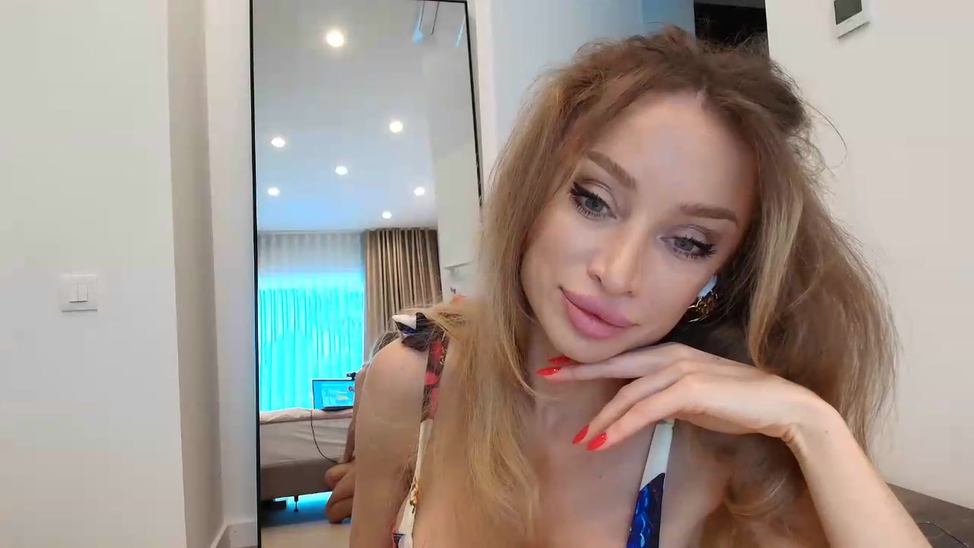 Gallery image thumbnail from Anayys's myfreecams stream on, 05/15/2026, 15:50 image 5 of 20