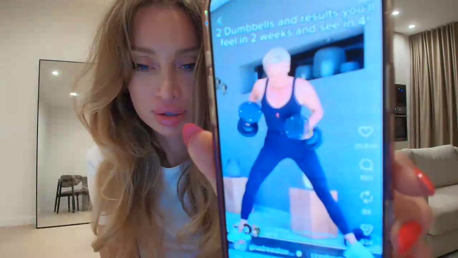 Gallery image thumbnail from Anayys's myfreecams stream on, 05/22/2026, 24:14 image 15 of 20