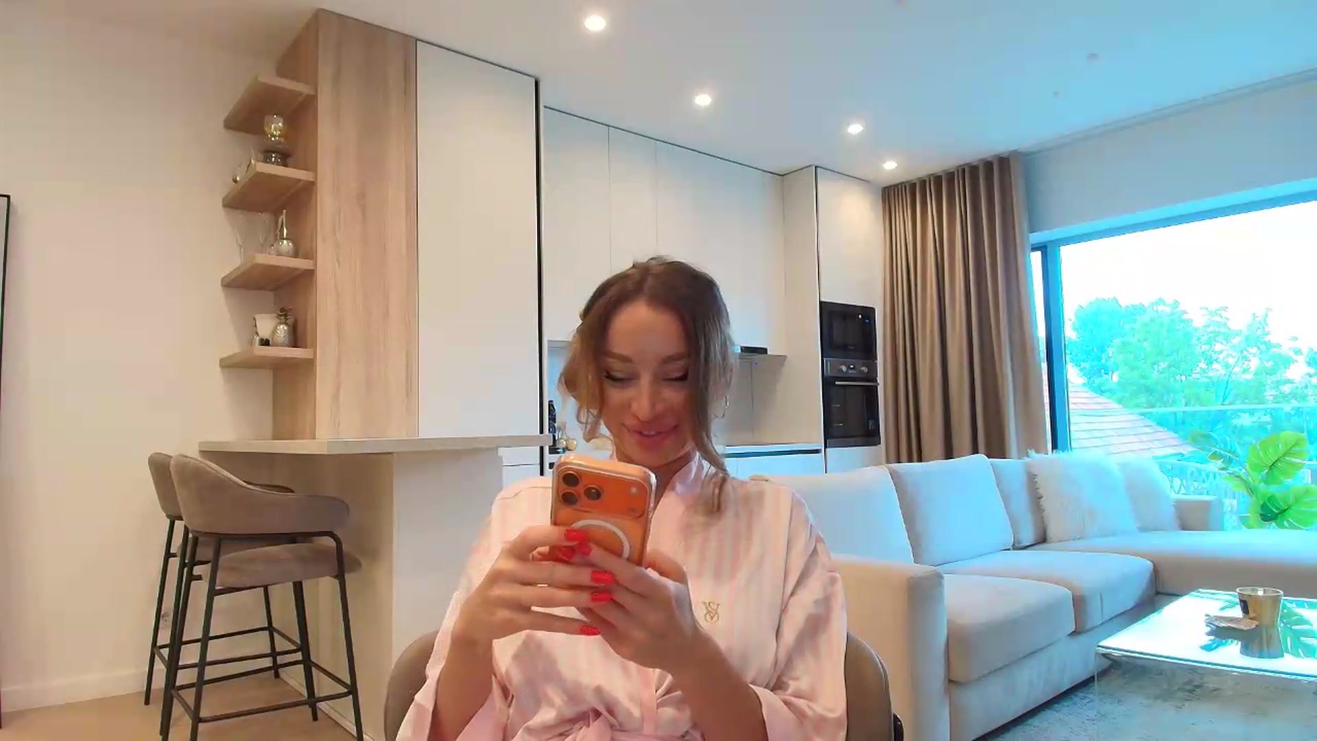 Gallery image thumbnail from Anayys's myfreecams stream on, 05/28/2026, 16:27 image 14 of 20