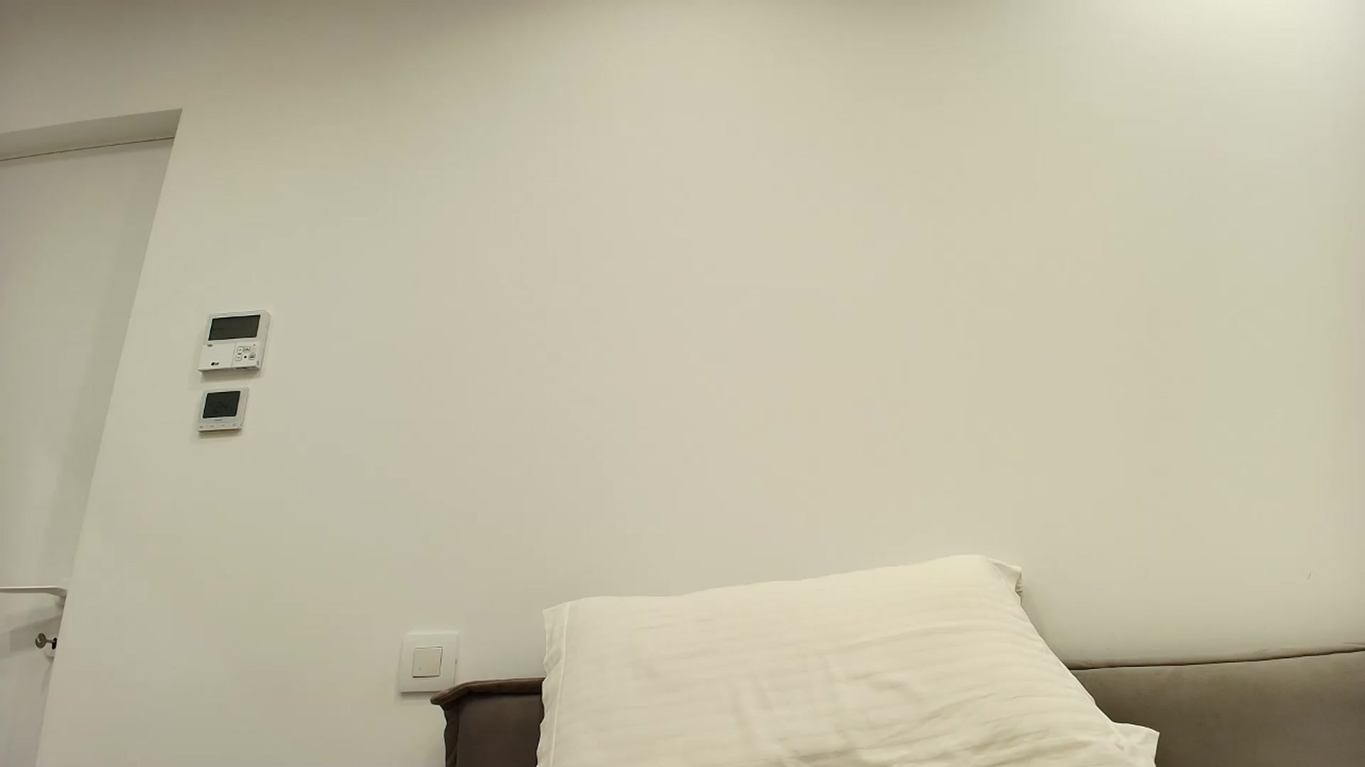 Gallery image thumbnail from Anayys's myfreecams stream on, 05/31/2026, 20:21 image 8 of 20