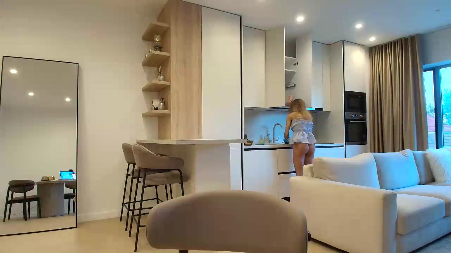Gallery image thumbnail from Anayys's myfreecams stream on, 06/03/2026, 17:36 image 15 of 20