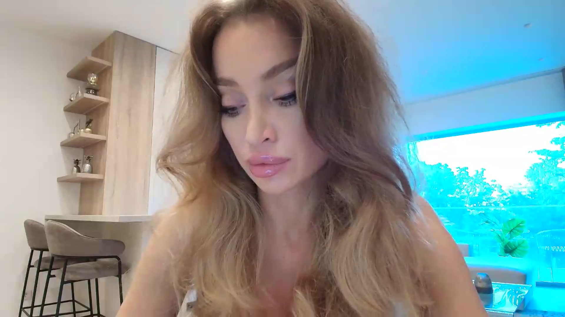 Gallery image thumbnail from Anayys's myfreecams stream on, 06/07/2026, 17:52 image 2 of 20