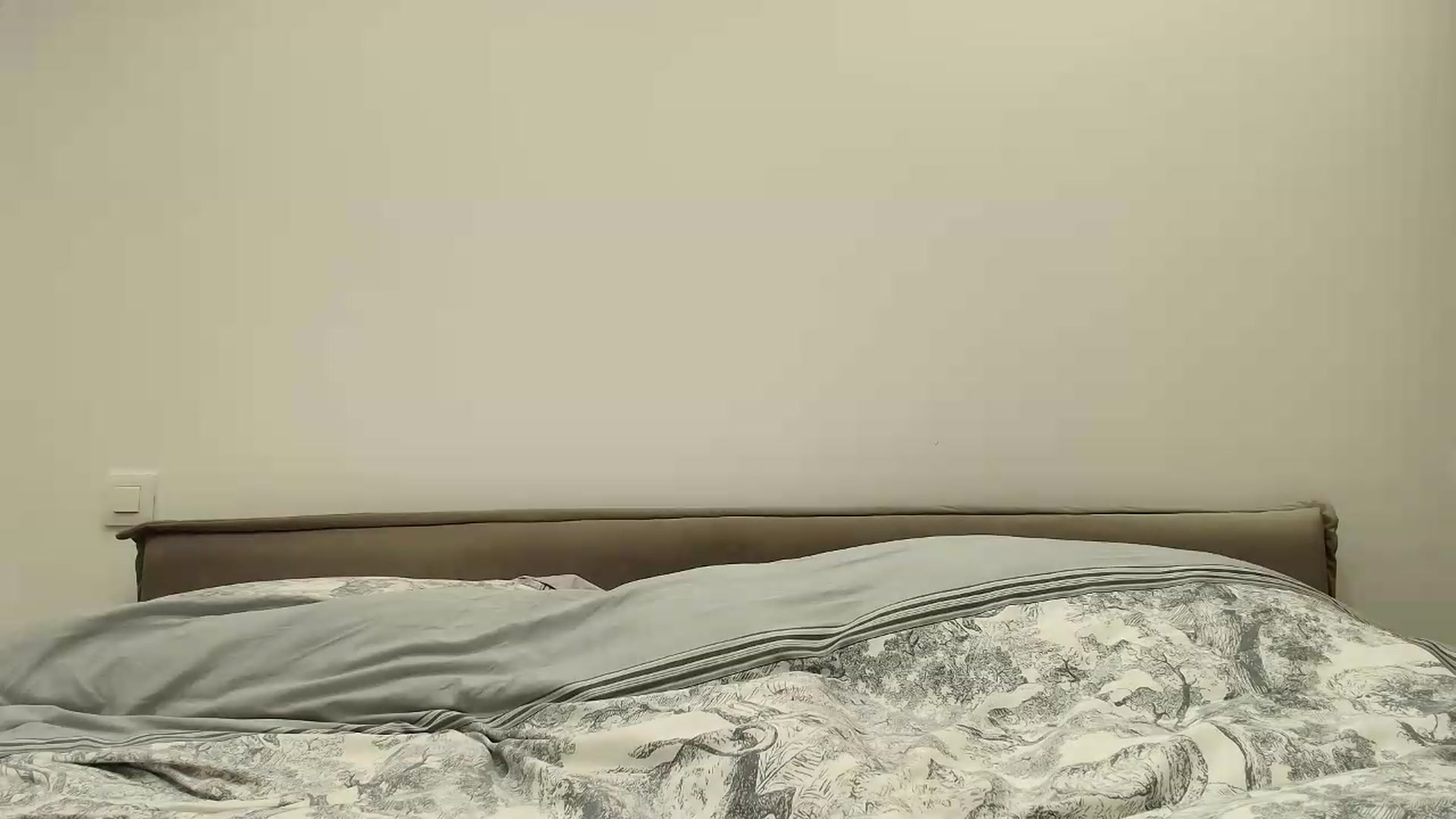 Gallery image thumbnail from Anayys's myfreecams stream on, 06/16/2026, 19:48 image 11 of 20