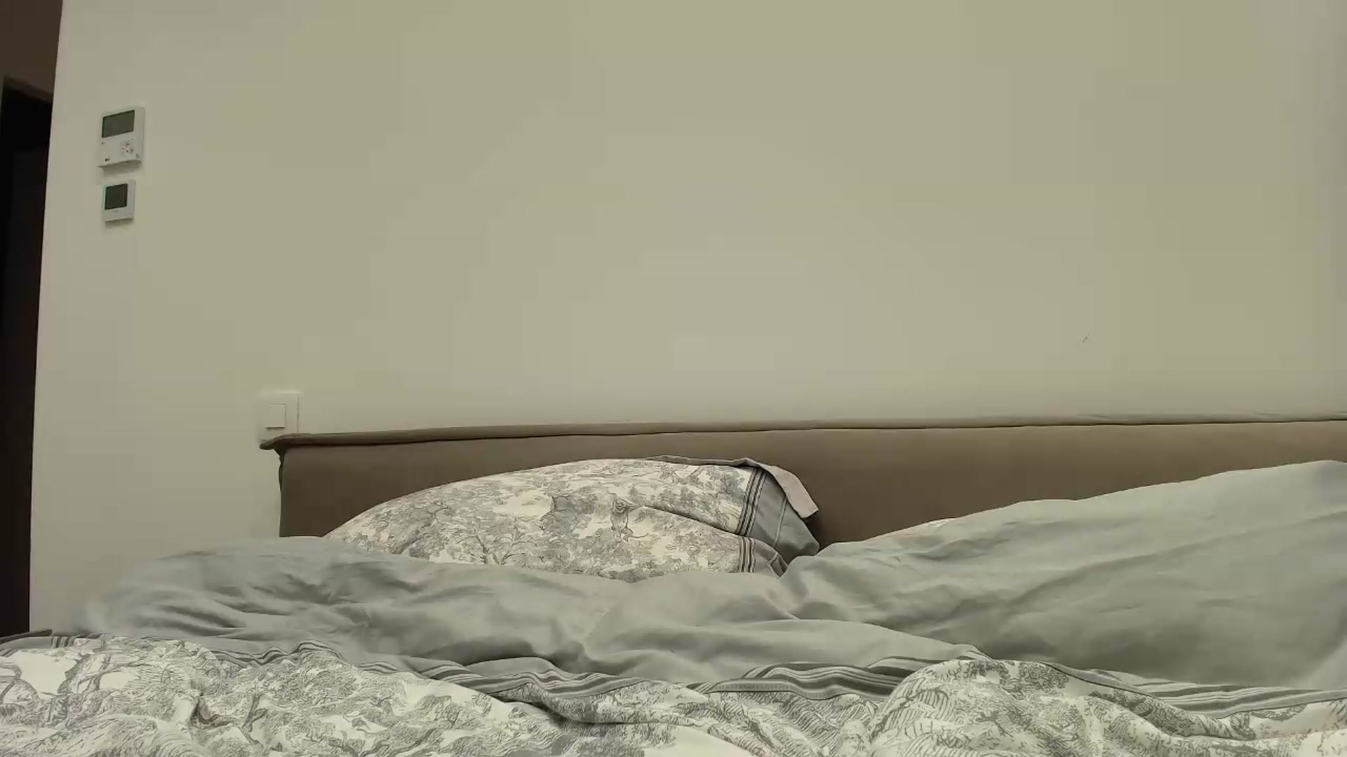 Gallery image thumbnail from Anayys's myfreecams stream on, 06/18/2026, 23:58 image 7 of 20
