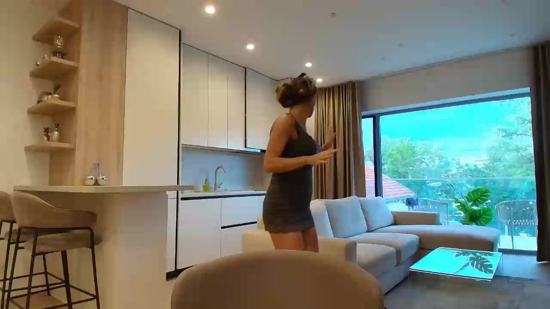 Gallery image thumbnail from Anayys's myfreecams stream on, 06/20/2026, 18:29 image 6 of 20