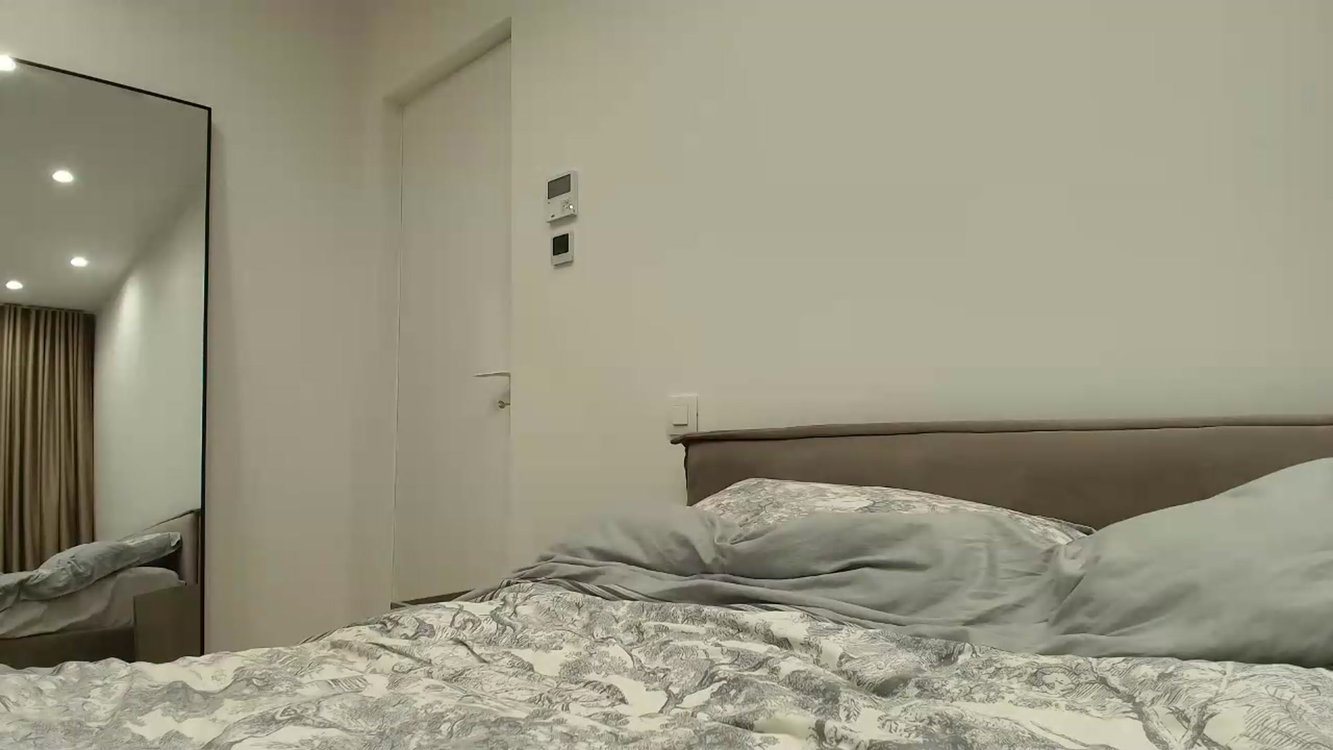 Gallery image thumbnail from Anayys's myfreecams stream on, 06/24/2026, 20:43 image 15 of 20
