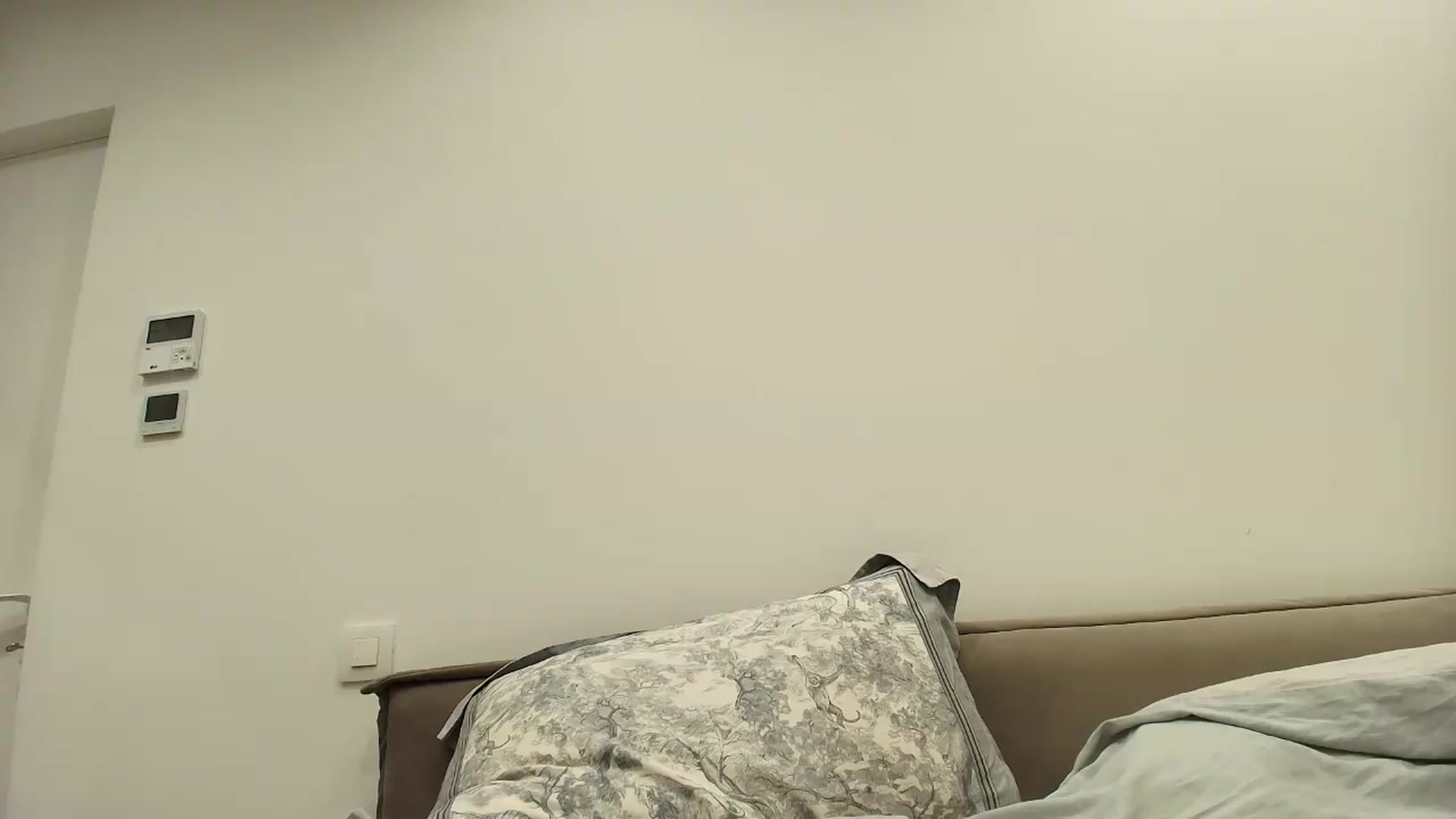 Gallery image thumbnail from Anayys's myfreecams stream on, 06/27/2026, 23:24 image 18 of 20