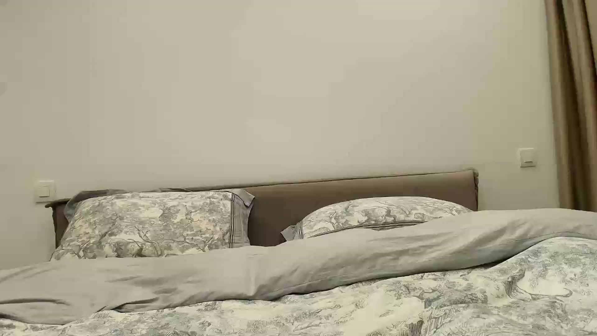 Gallery image thumbnail from Anayys's myfreecams stream on, 06/28/2026, 19:41 image 15 of 20