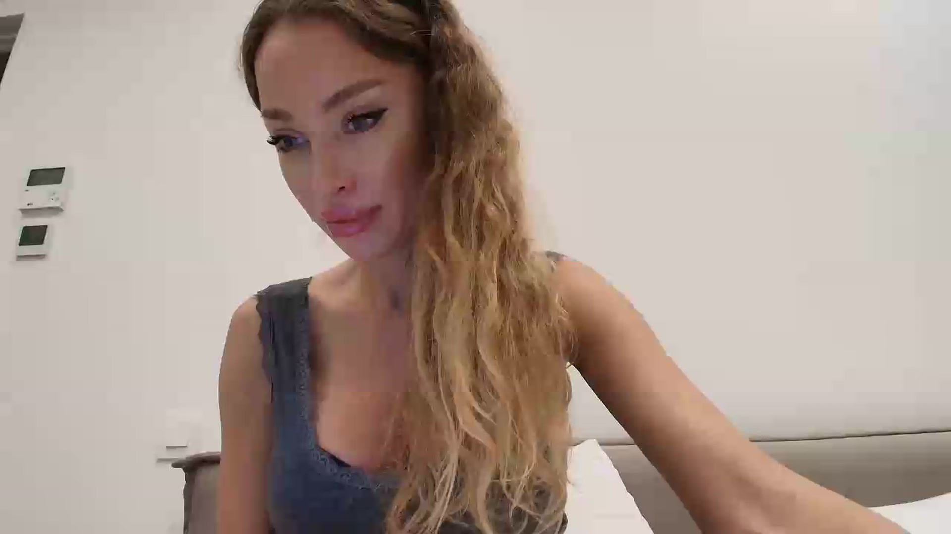 Gallery image thumbnail from Anayys's myfreecams stream on, 07/05/2026, 23:08 image 2 of 20