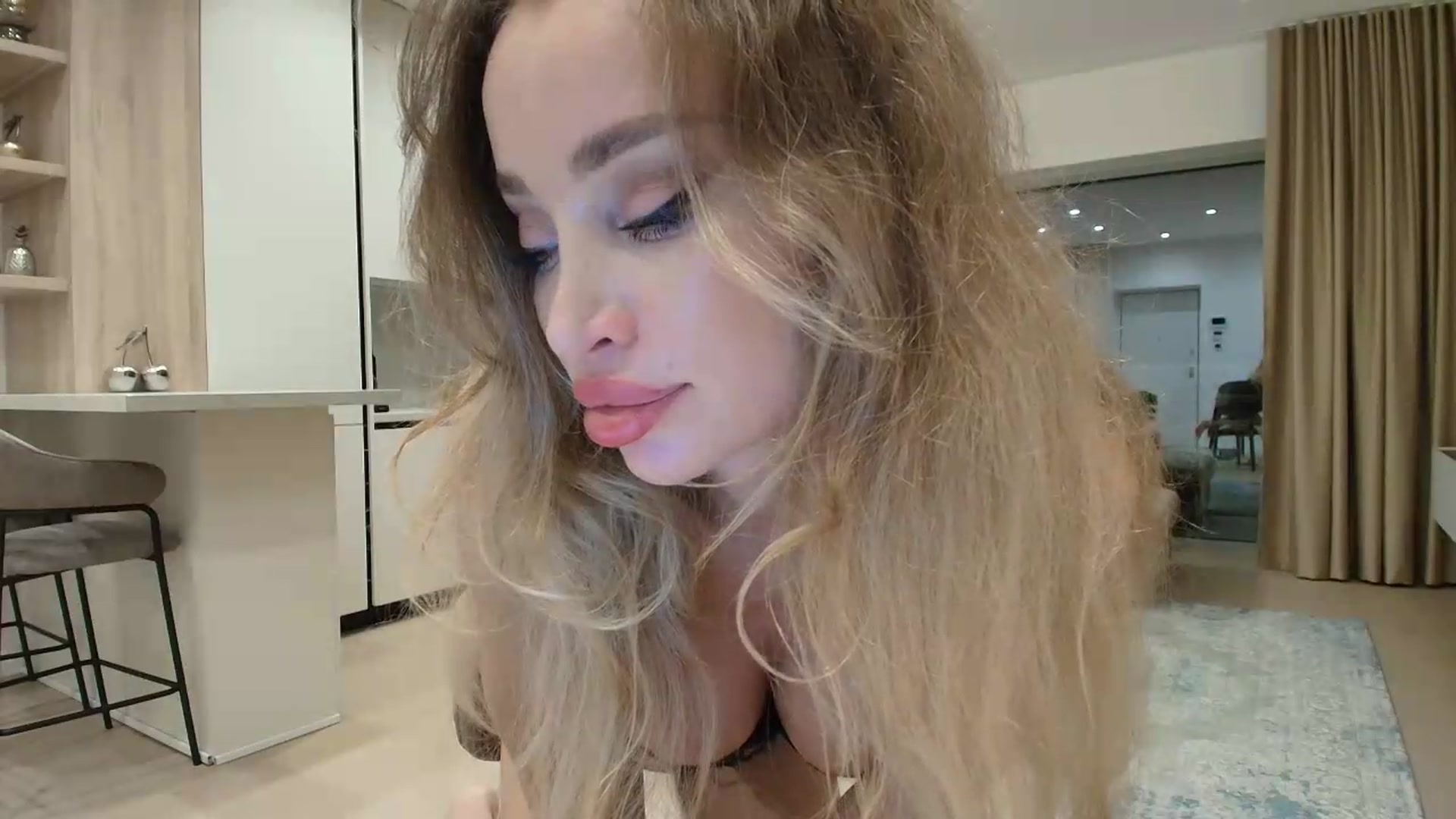 Gallery image thumbnail from Anayys's myfreecams stream on, 07/08/2026, 24:02 image 5 of 20