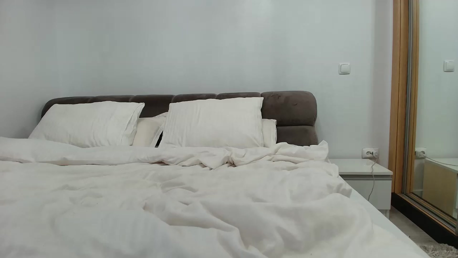 Gallery image thumbnail from Anayys's myfreecams stream on, 07/15/2026, 18:08 image 11 of 20