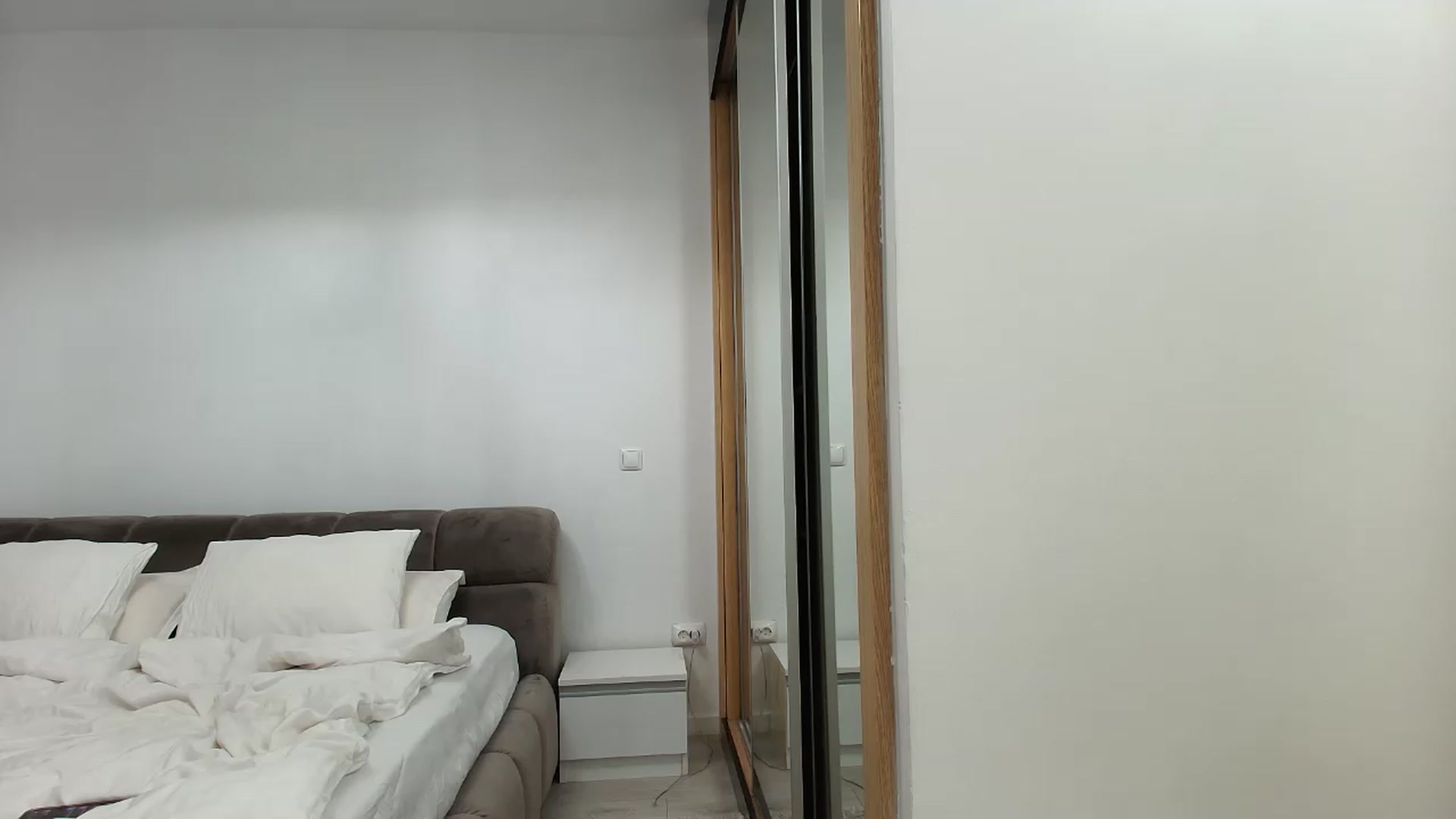 Gallery image thumbnail from Anayys's myfreecams stream on, 07/15/2026, 19:10 image 19 of 20
