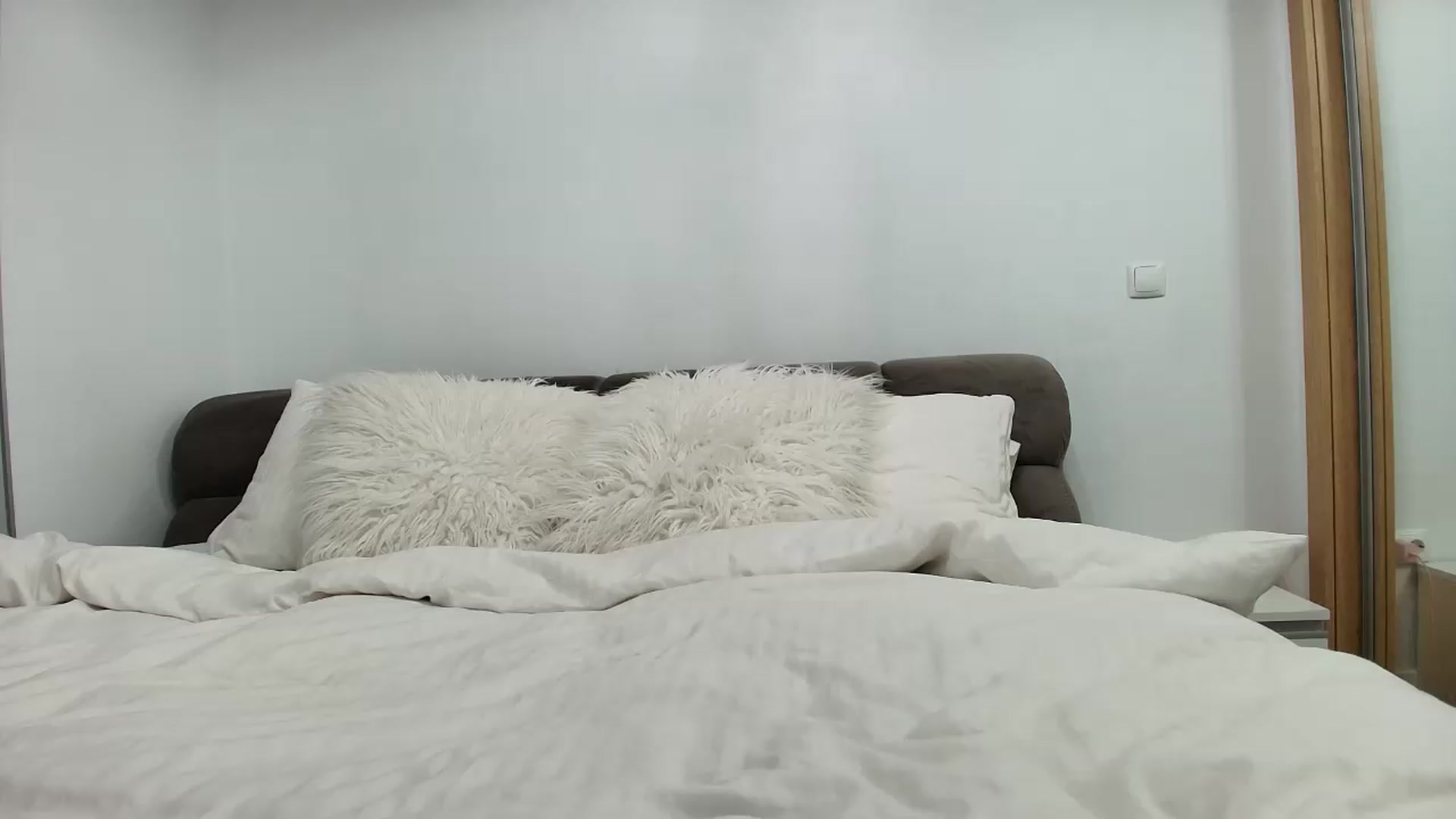 Gallery image thumbnail from Anayys's myfreecams stream on, 07/28/2026, 18:26 image 18 of 20