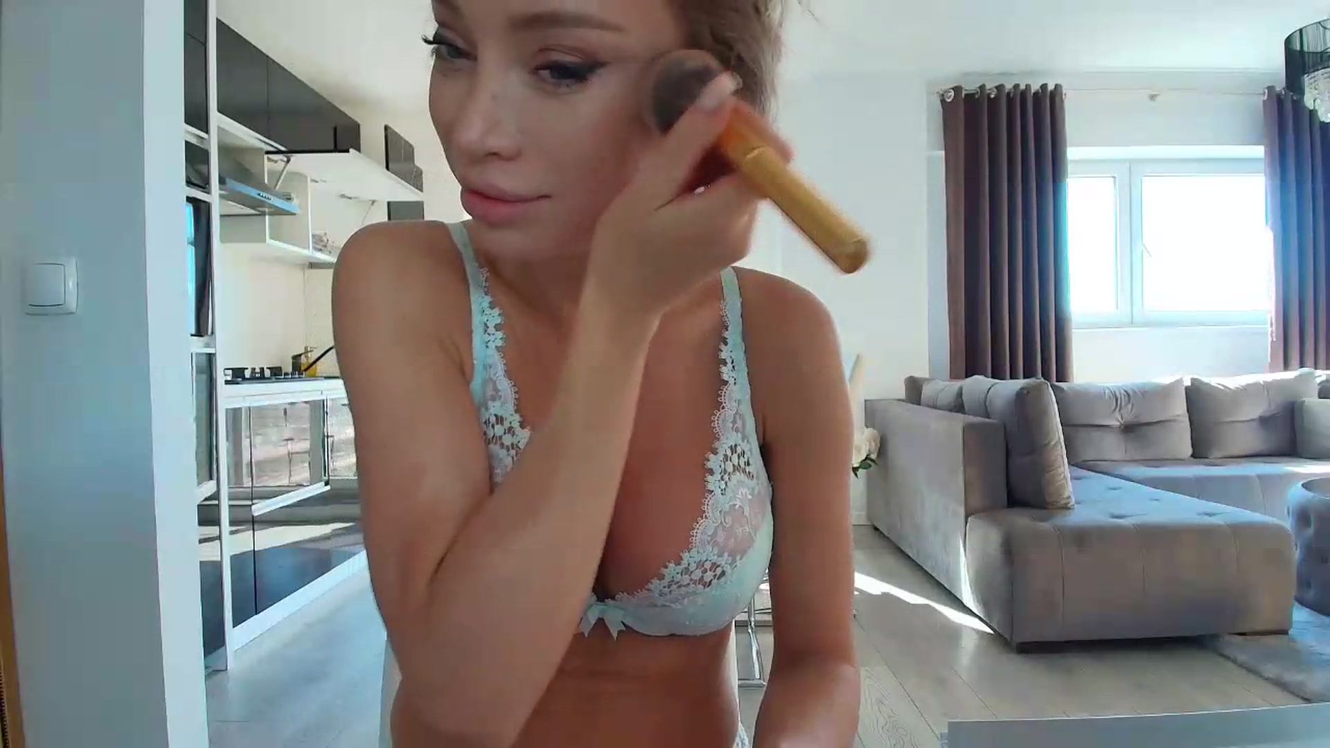 Gallery image thumbnail from Anayys's myfreecams stream on, 08/02/2026, 14:43 image 4 of 20