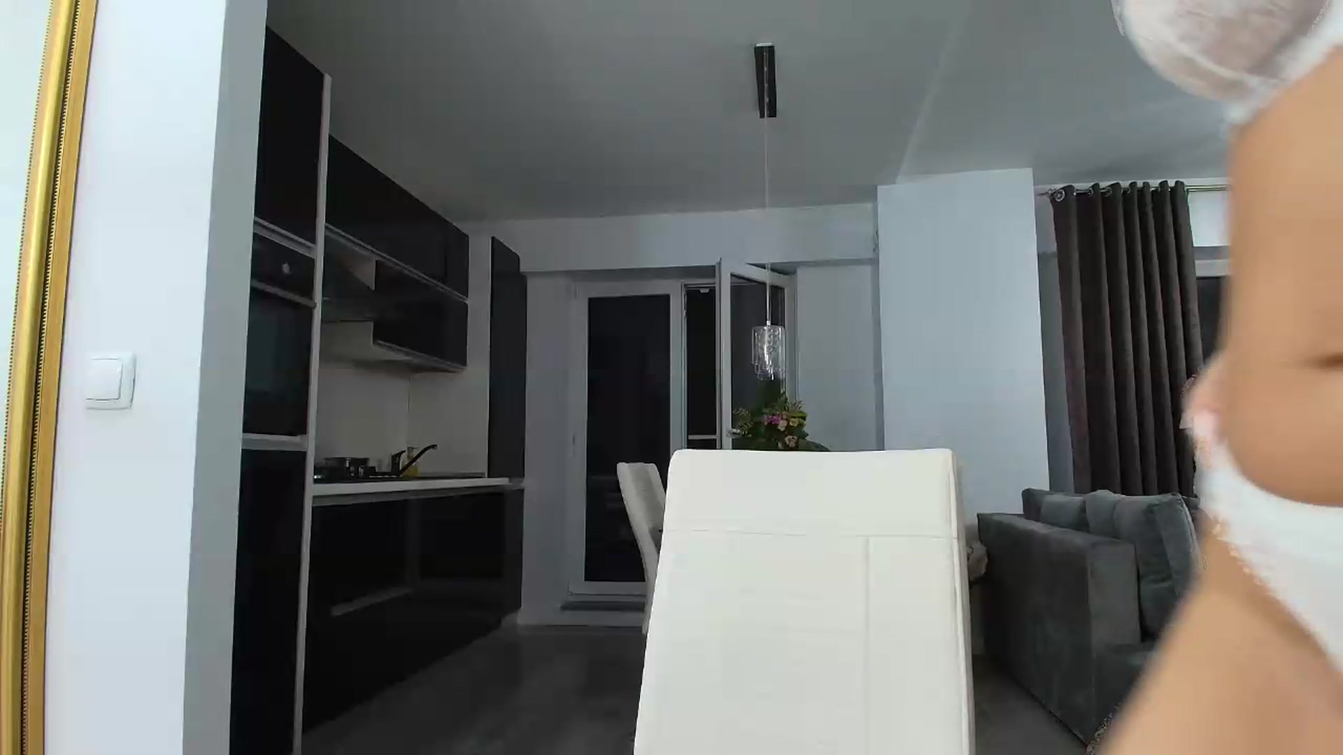 Gallery image thumbnail from Anayys's myfreecams stream on, 08/03/2026, 23:15 image 4 of 20