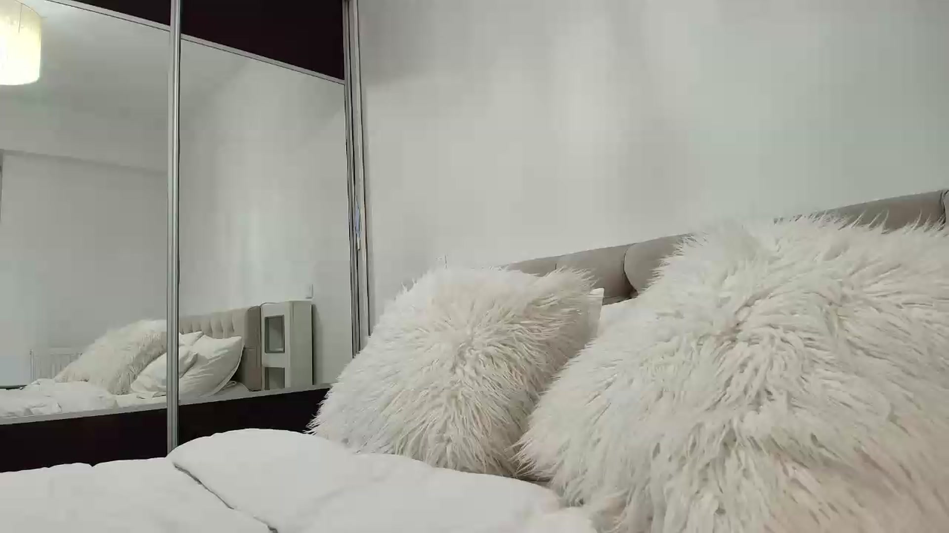 Gallery image thumbnail from Anayys's myfreecams stream on, 08/06/2026, 16:20 image 3 of 20