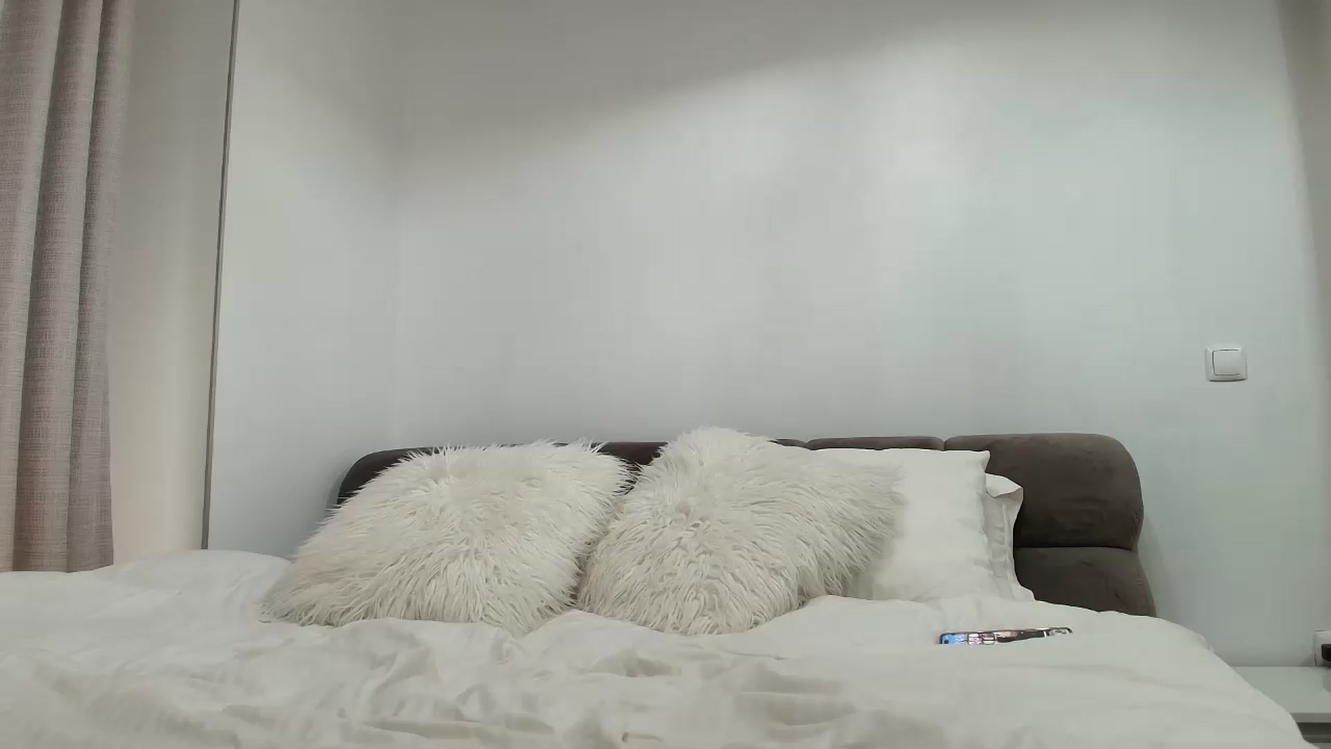 Gallery image thumbnail from Anayys's myfreecams stream on, 08/20/2026, 16:04 image 13 of 20