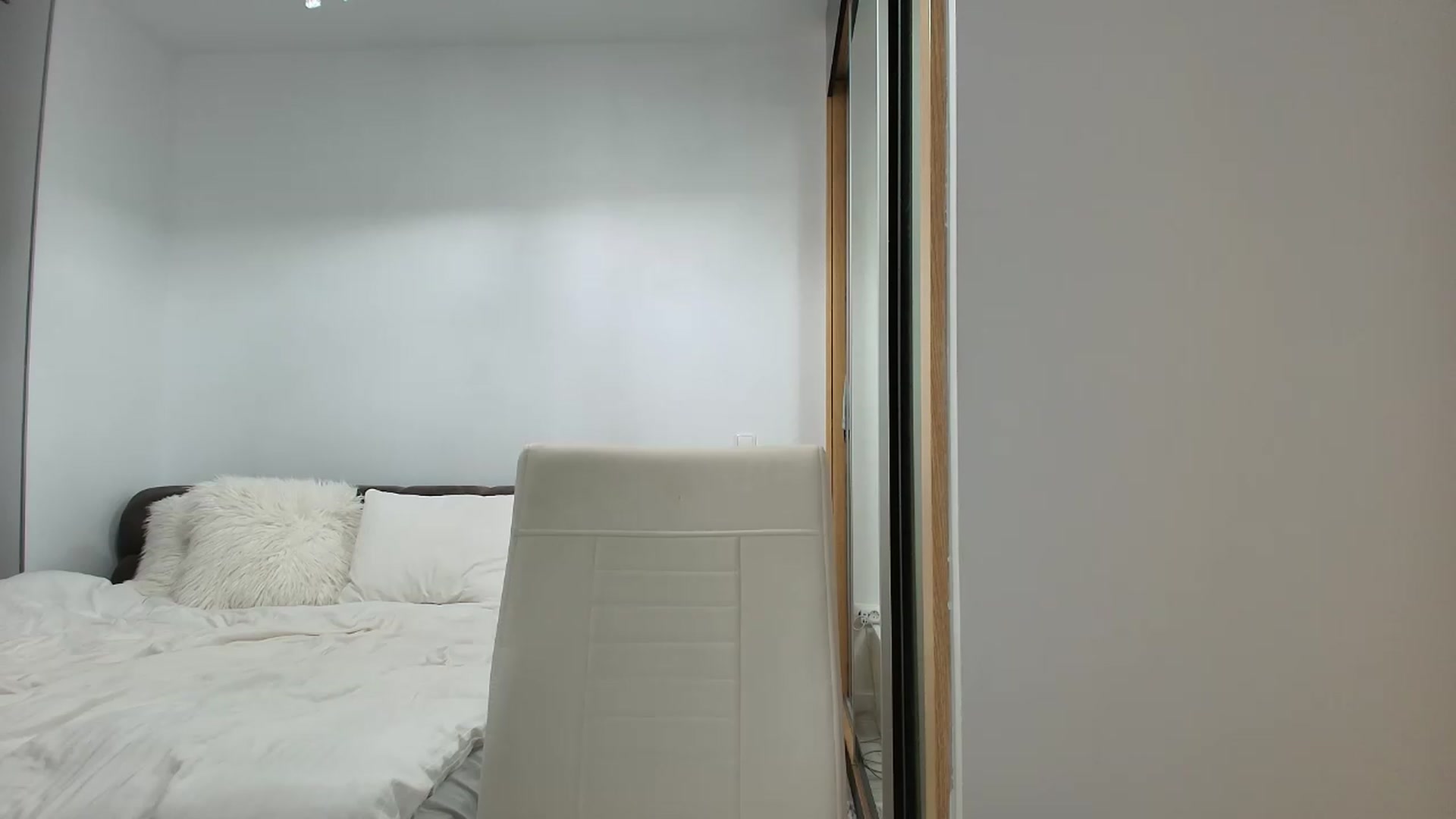 Gallery image thumbnail from Anayys's myfreecams stream on, 08/20/2026, 23:22 image 18 of 20