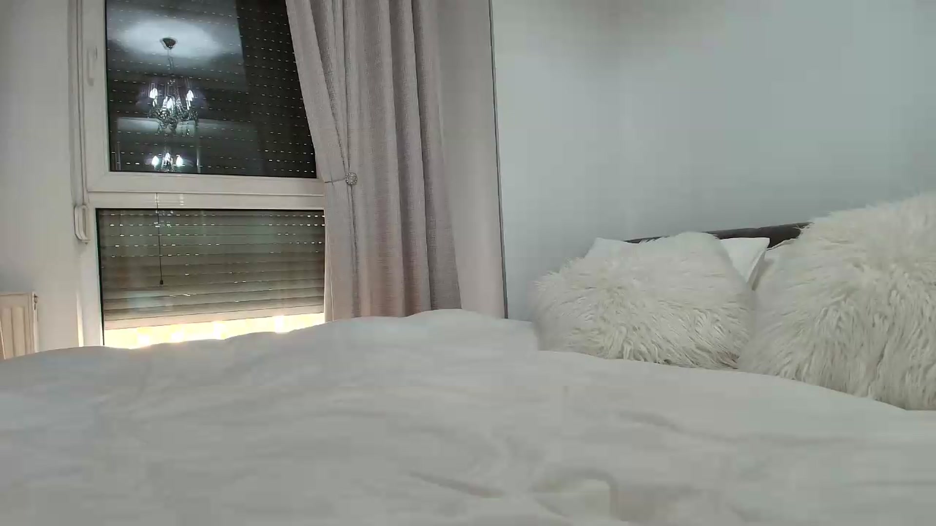 Gallery image thumbnail from Anayys's myfreecams stream on, 08/21/2026, 17:23 image 3 of 20