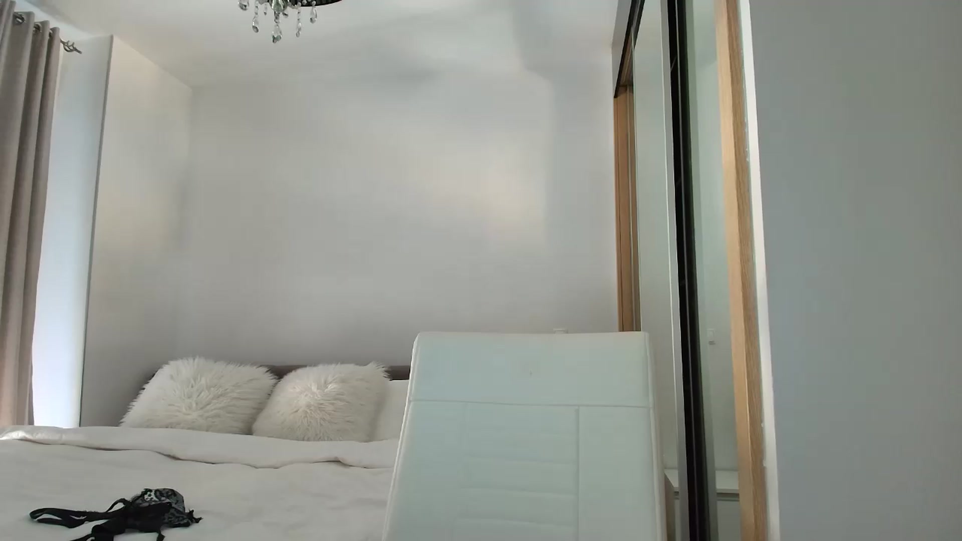 Gallery image thumbnail from Anayys's myfreecams stream on, 08/23/2026, 09:53 image 9 of 20