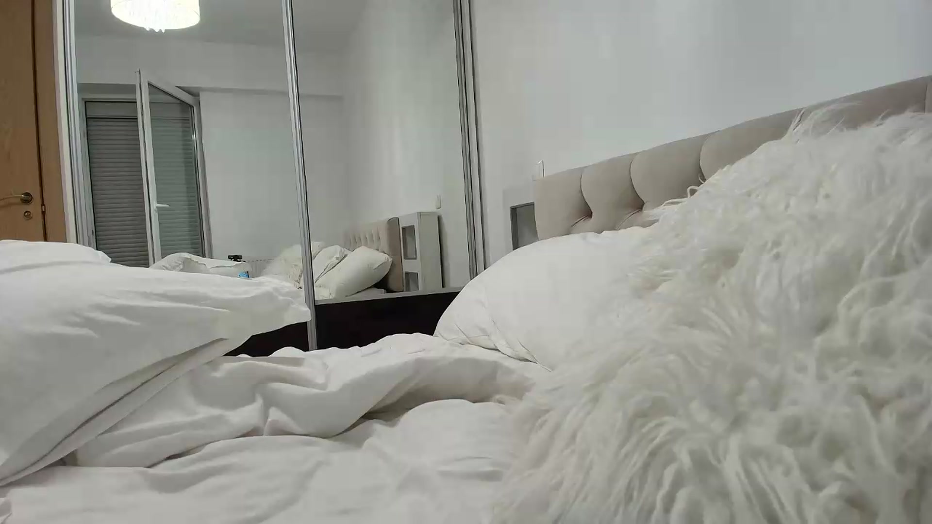 Gallery image thumbnail from Anayys's myfreecams stream on, 08/28/2026, 24:00 image 7 of 20