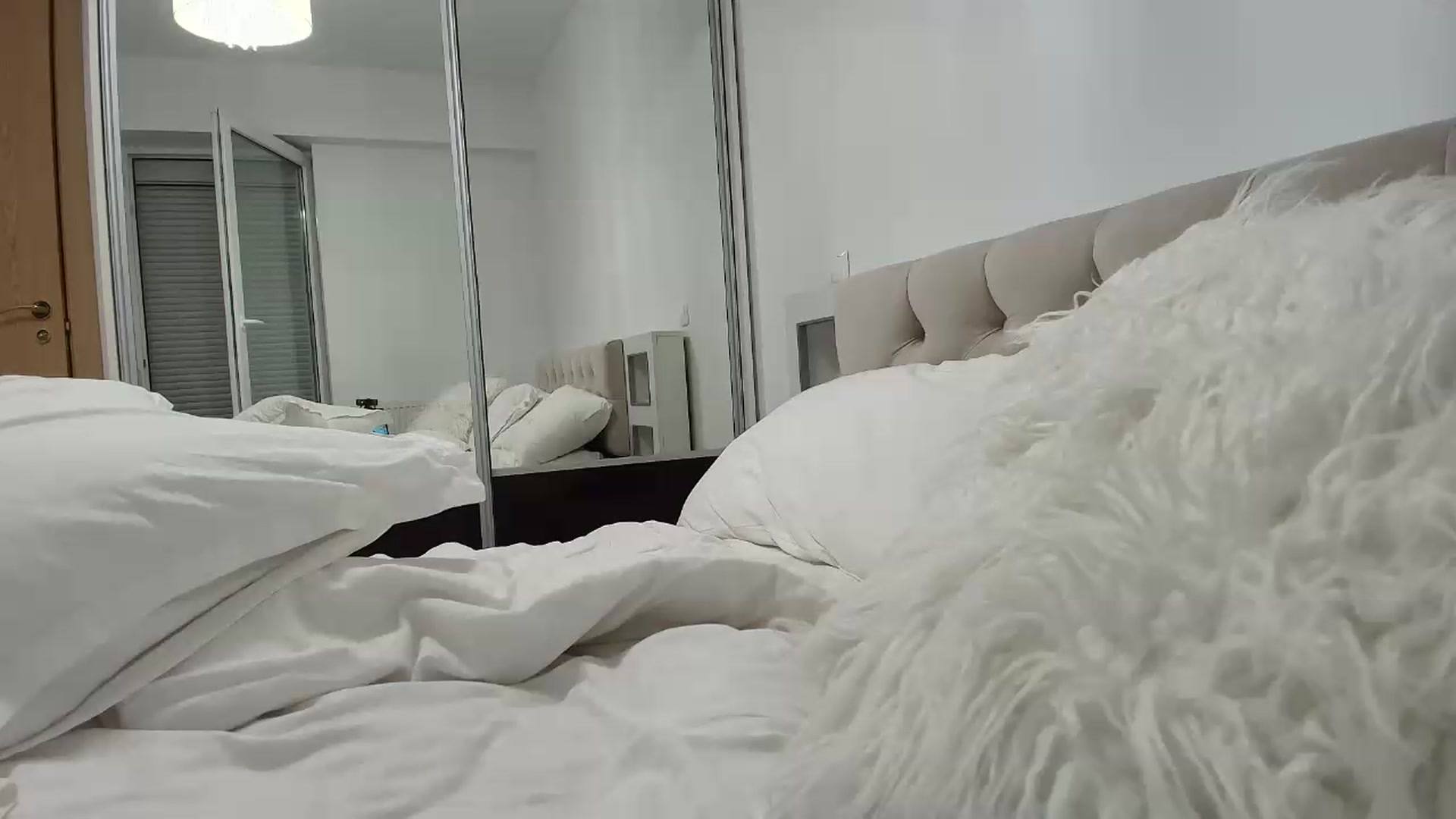Gallery image thumbnail from Anayys's myfreecams stream on, 08/28/2026, 24:00 image 8 of 20