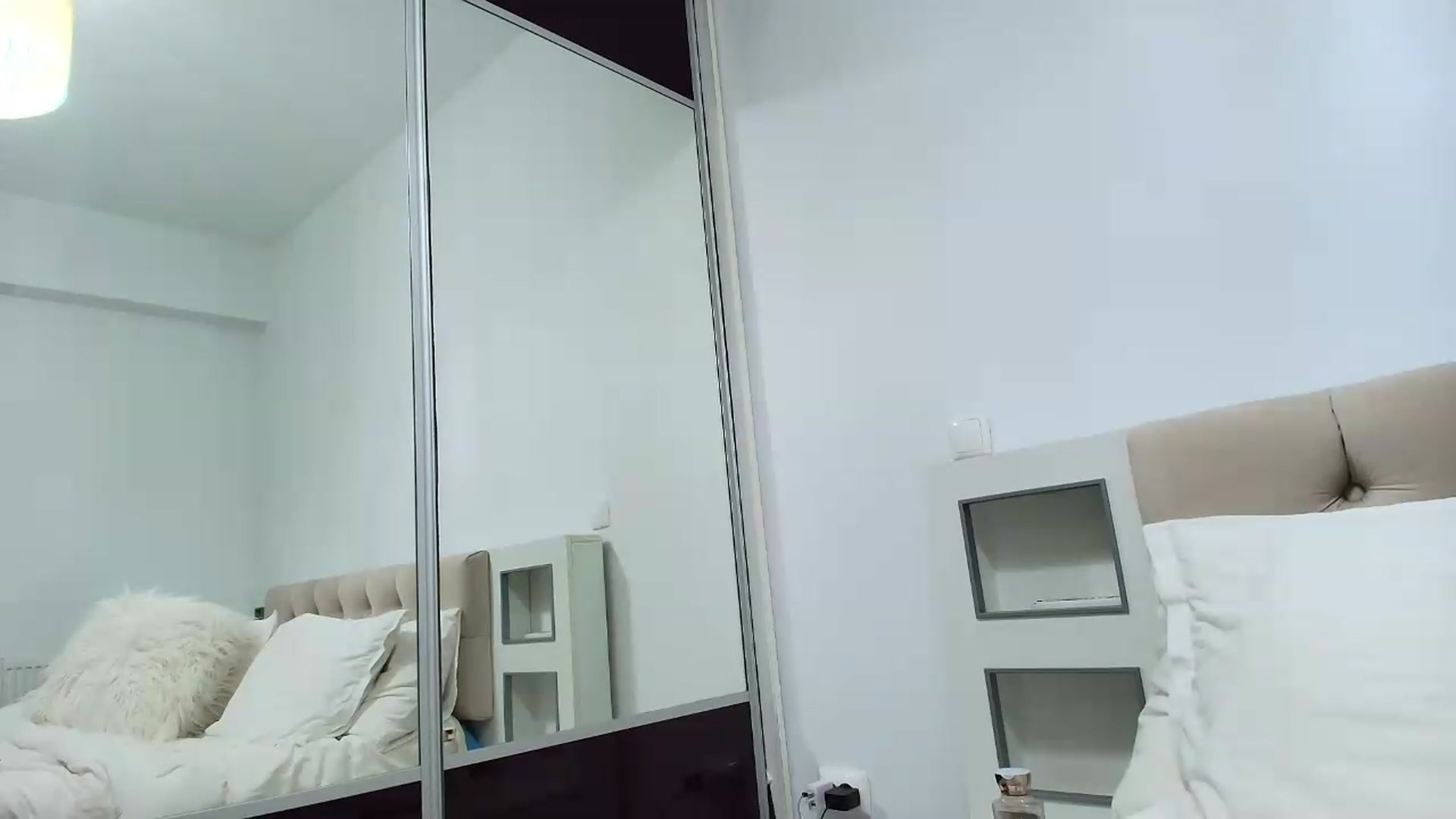 Gallery image thumbnail from Anayys's myfreecams stream on, 08/28/2026, 19:31 image 20 of 20