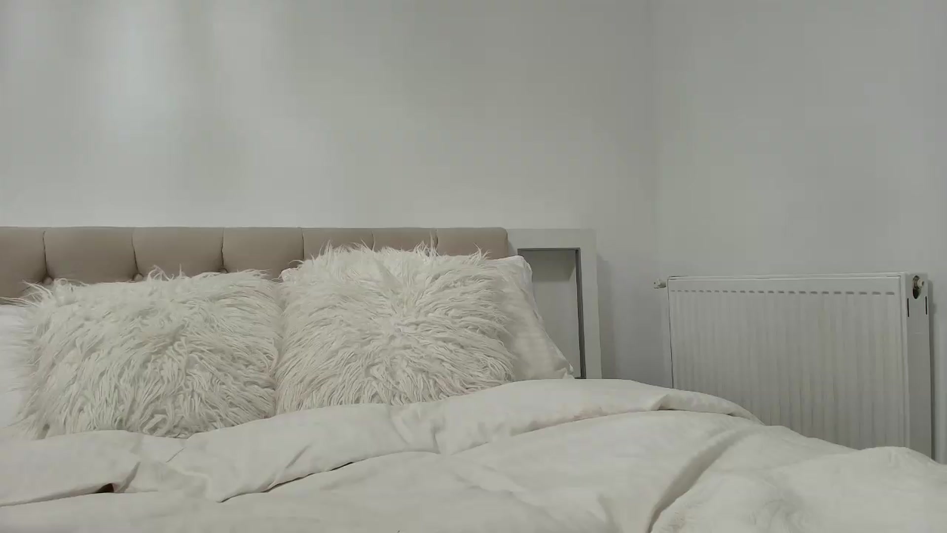 Gallery image thumbnail from Anayys's myfreecams stream on, 09/03/2026, 23:12 image 20 of 20