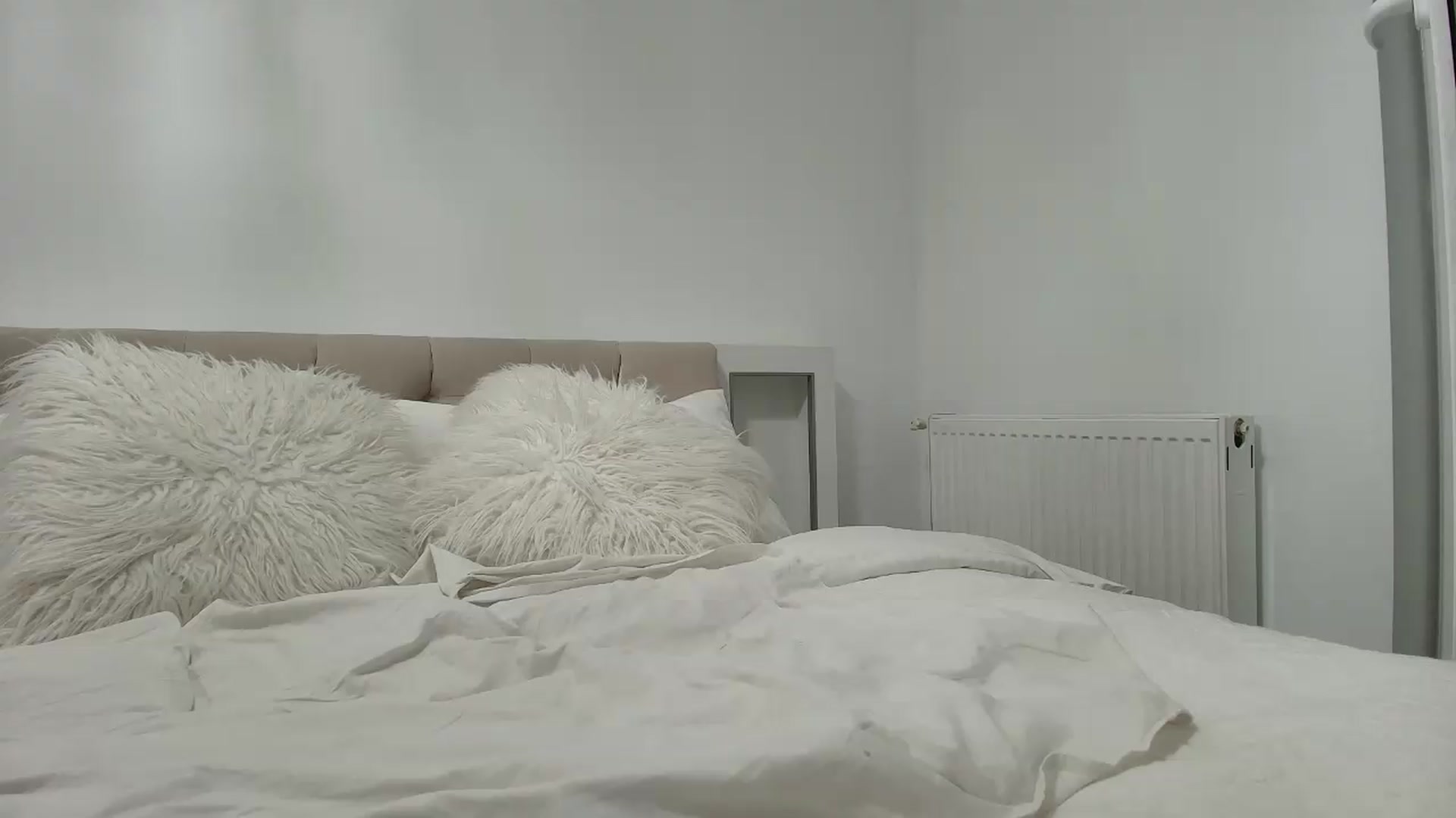 Gallery image thumbnail from Anayys's myfreecams stream on, 09/07/2026, 22:08 image 16 of 20