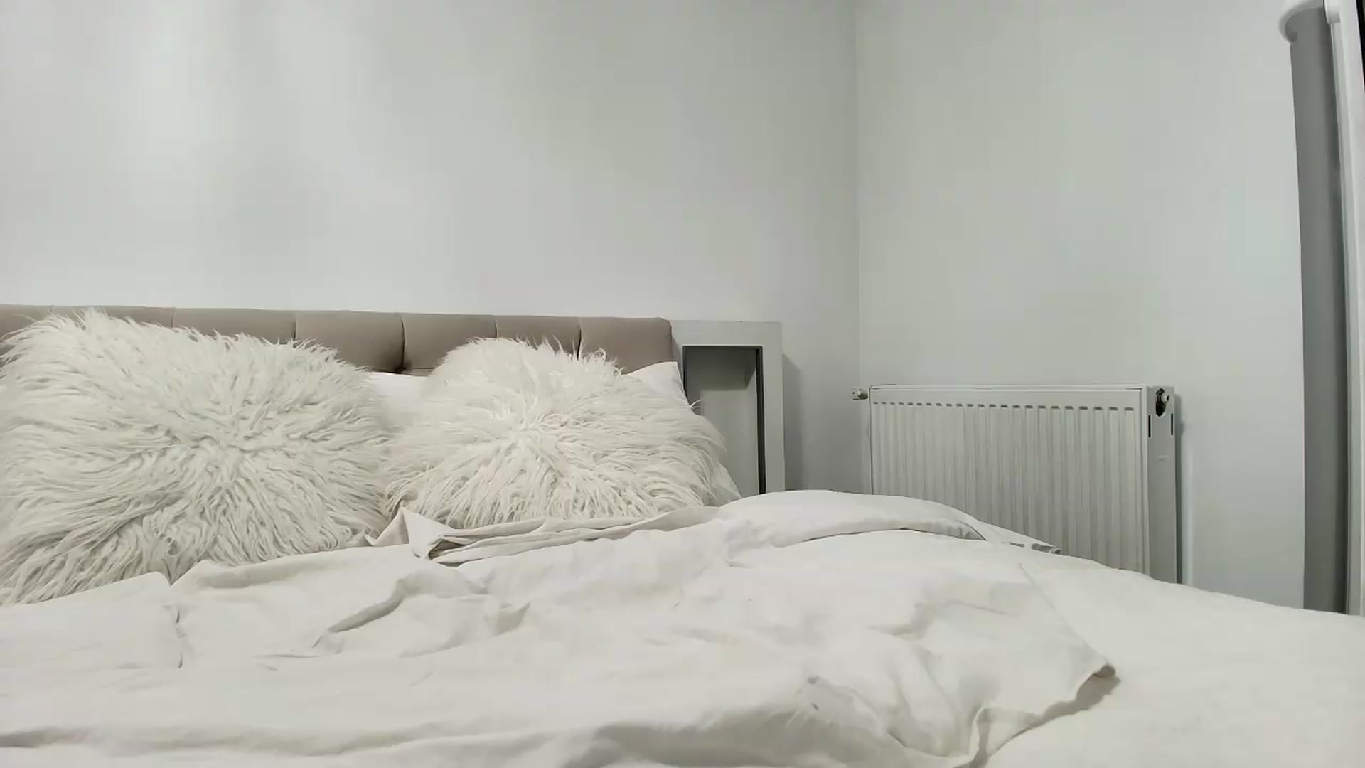 Gallery image thumbnail from Anayys's myfreecams stream on, 09/07/2026, 22:08 image 6 of 20