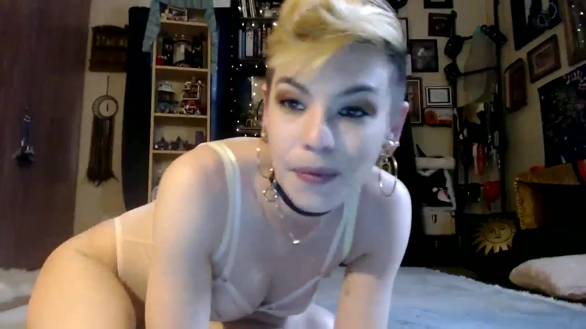 Gallery image thumbnail from Ancored's myfreecams stream on, 05/23/2023, 19:39 image 9 of 20