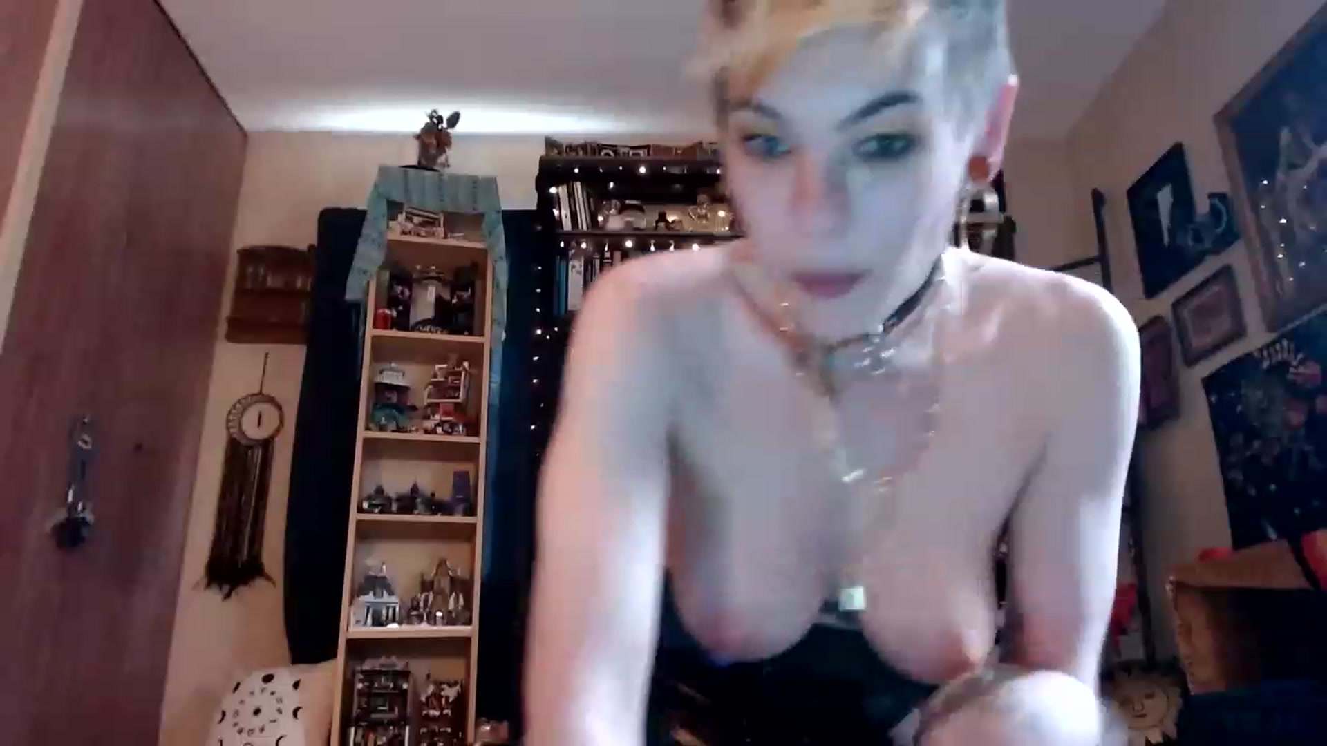 Gallery image thumbnail from Ancored's myfreecams stream on, 06/05/2023, 20:29 image 6 of 20