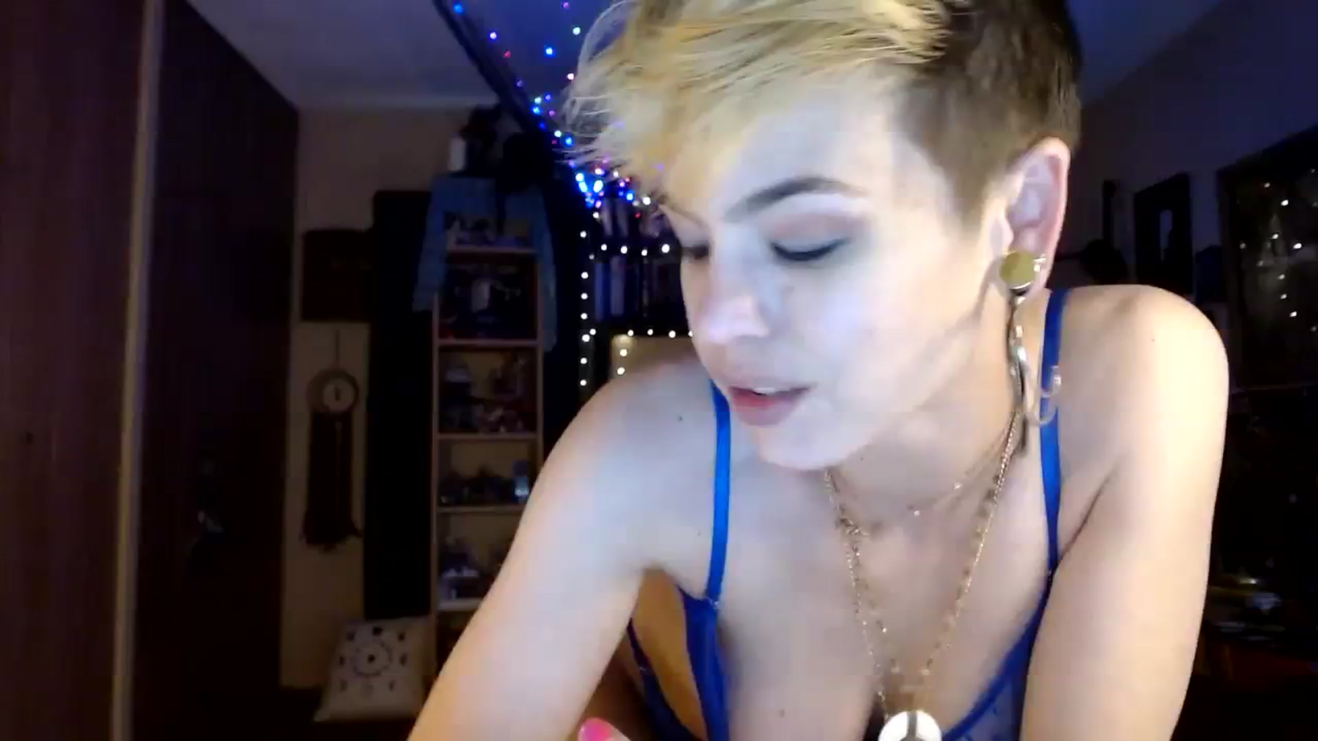 Gallery image thumbnail from Ancored's myfreecams stream on, 06/12/2023, 21:25 image 11 of 20