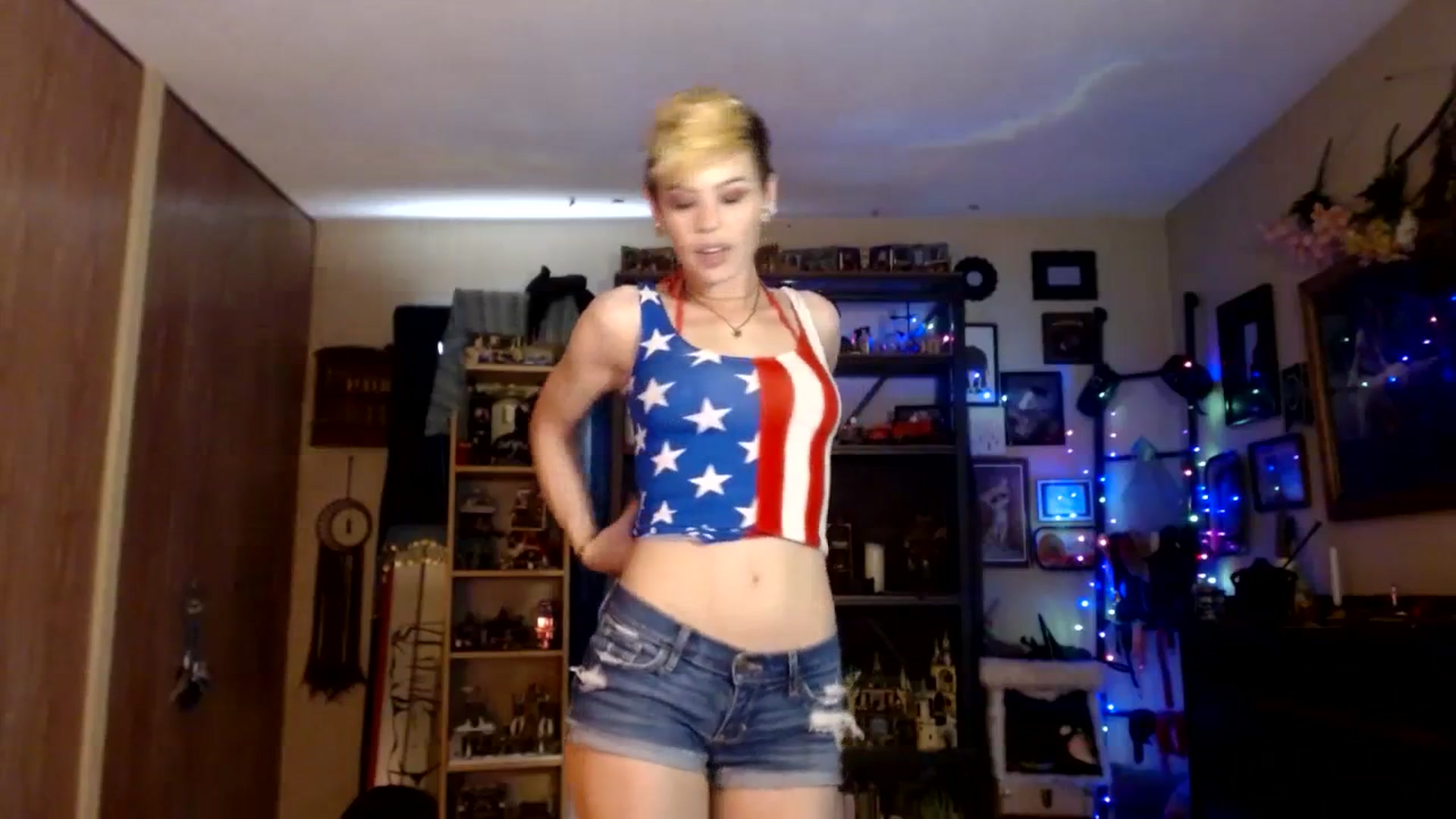 Gallery image thumbnail from Ancored's myfreecams stream on, 07/04/2023, 19:48 image 3 of 20