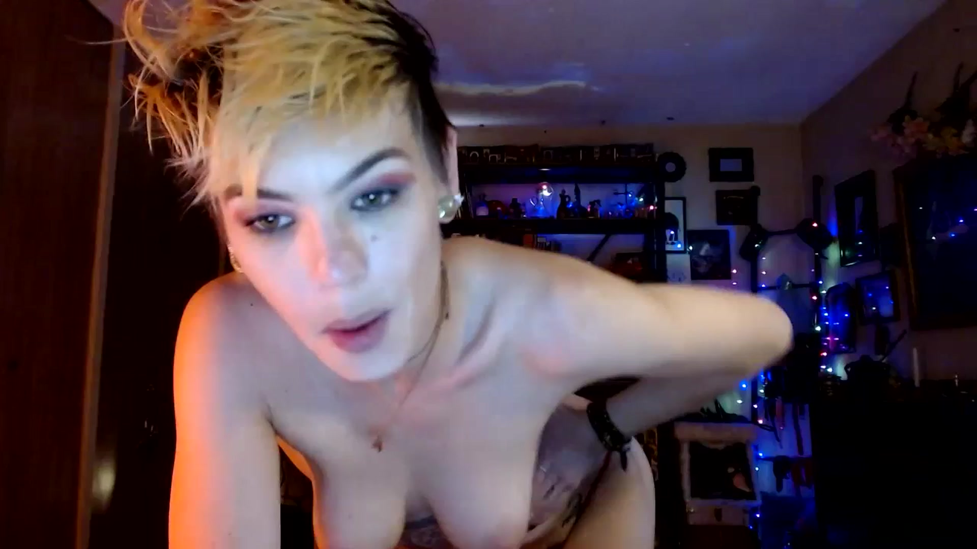 Gallery image thumbnail from Ancored's myfreecams stream on, 07/04/2023, 21:04 image 9 of 20