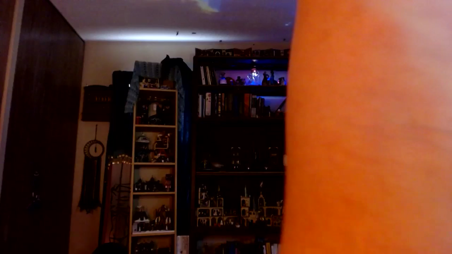 Gallery image thumbnail from Ancored's myfreecams stream on, 07/07/2023, 21:04 image 1 of 20